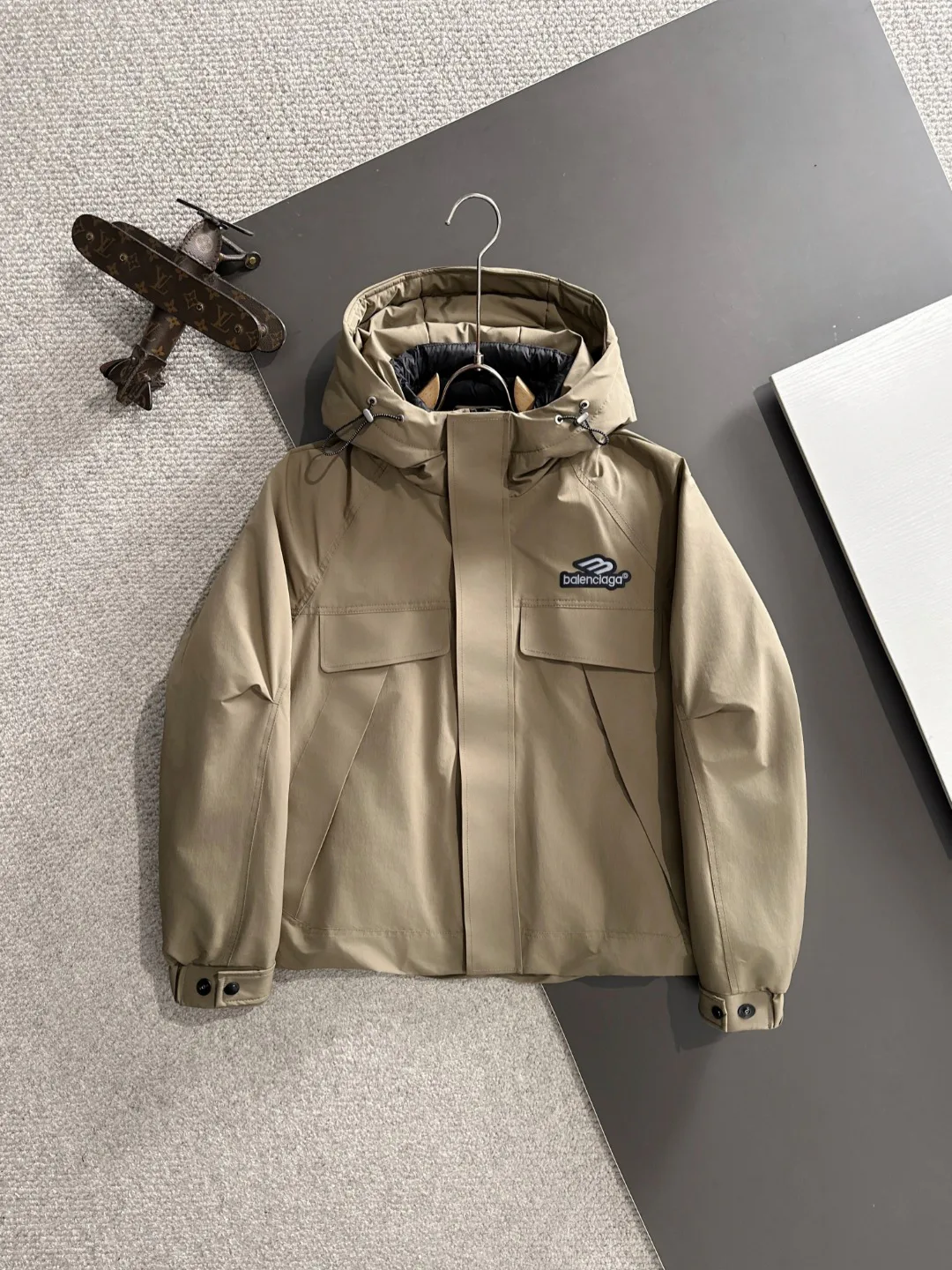 Куртки И Пуховики Мужские Balenciaga 725950