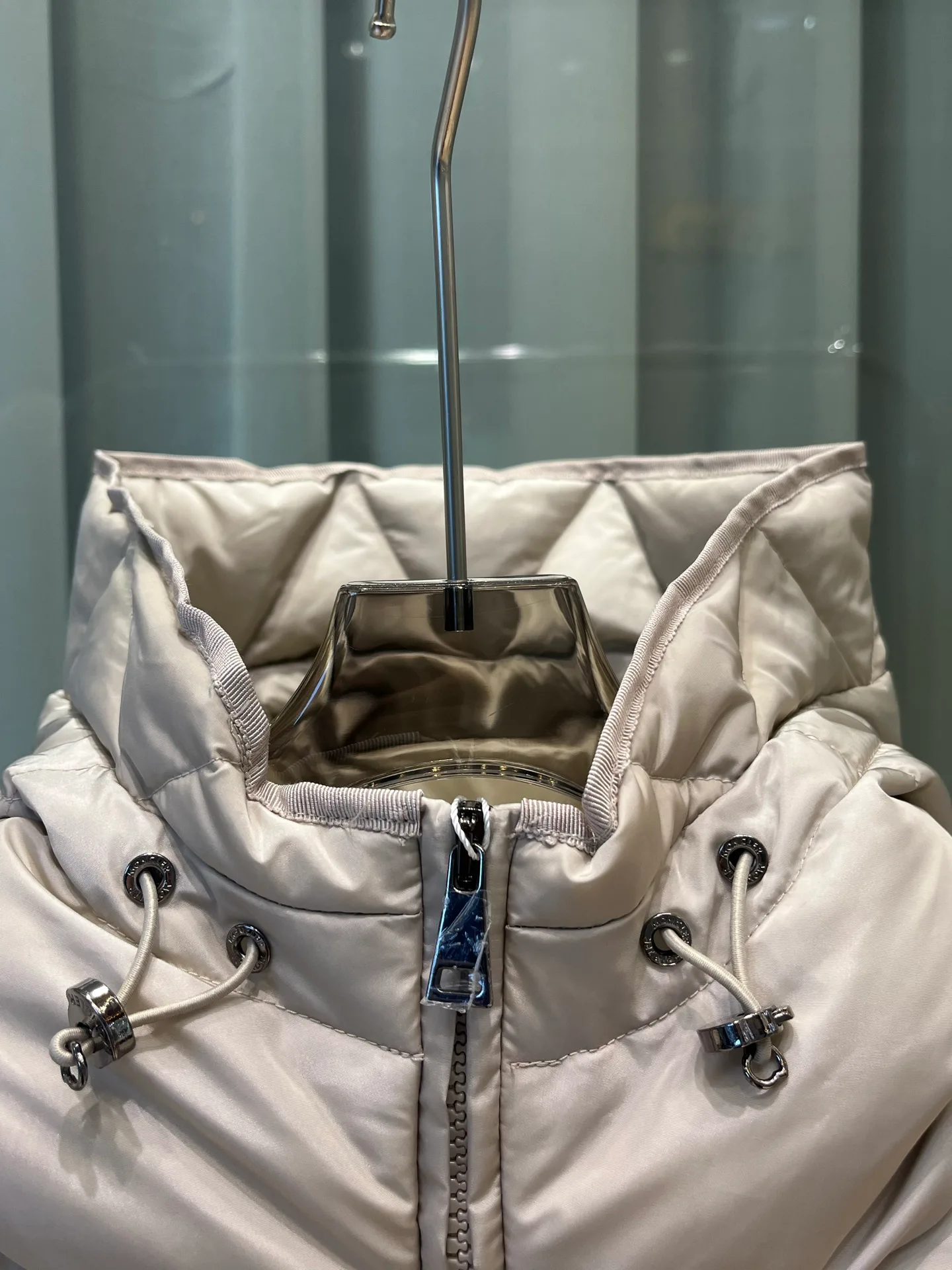 Куртки И Пуховики Женские Moncler 583162
