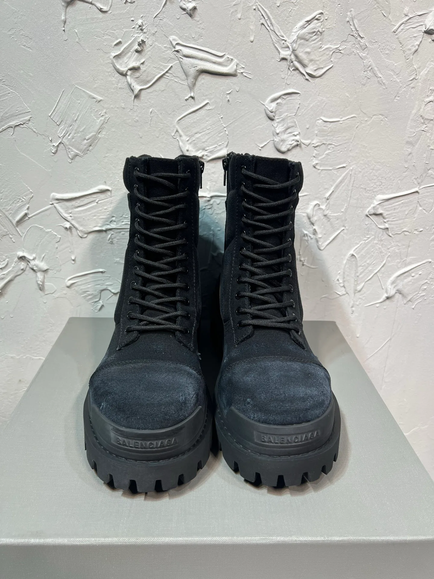 Ботинки Мужские Balenciaga 18677684