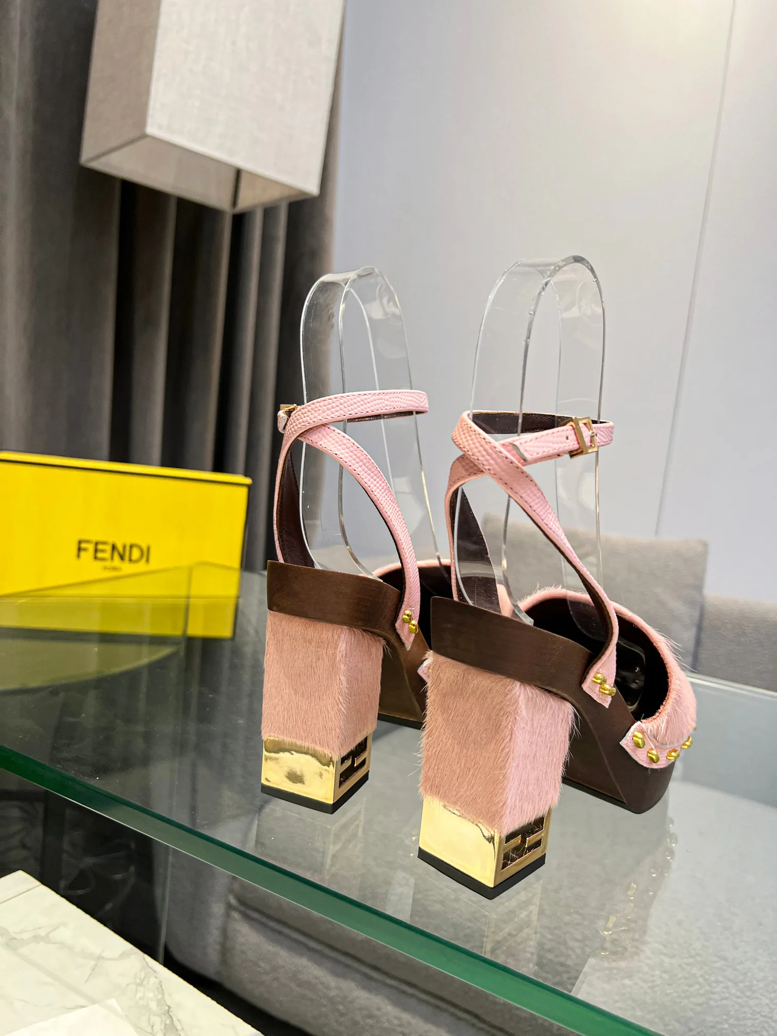 Туфли Женские Fendi 430577