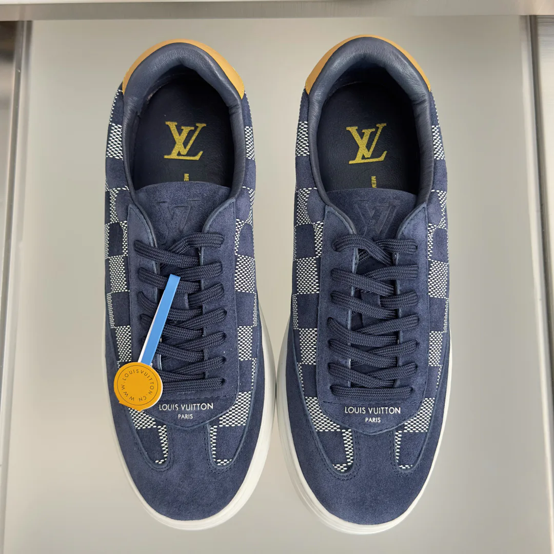 Кроссовки Женские Louis Vuitton 17910625