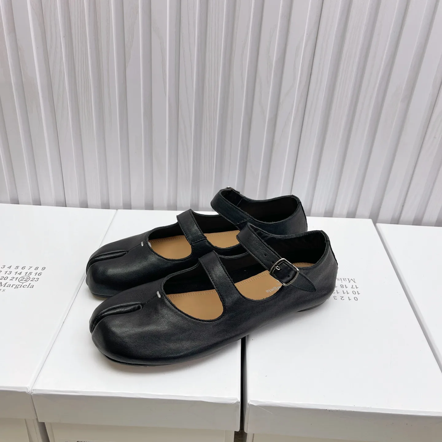Туфли Женские Maison Margiela 18104103