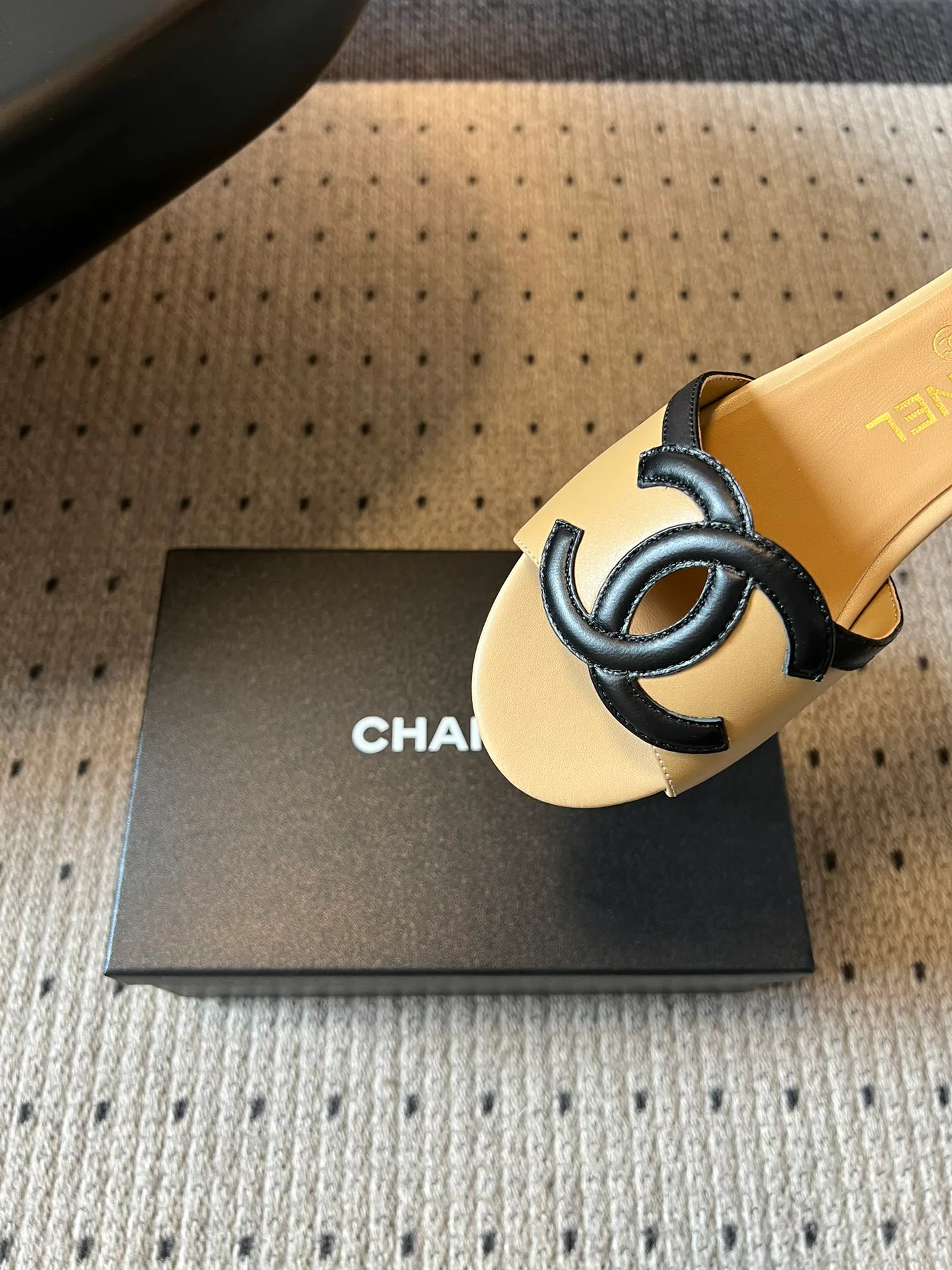 Шлепанцы Женские Chanel 11641740