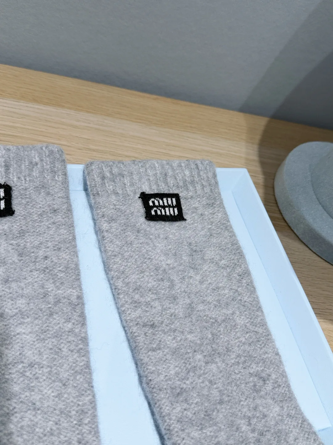 Перчатки Miu Miu 869557