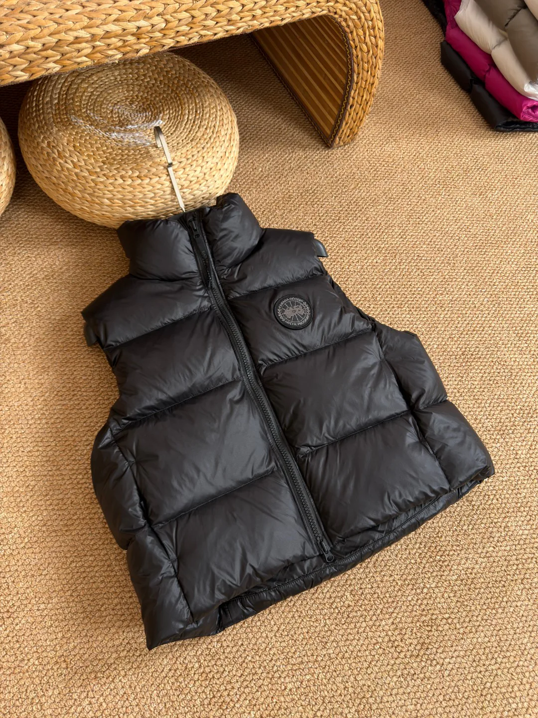 Жилеты Женские Canada Goose 19777266