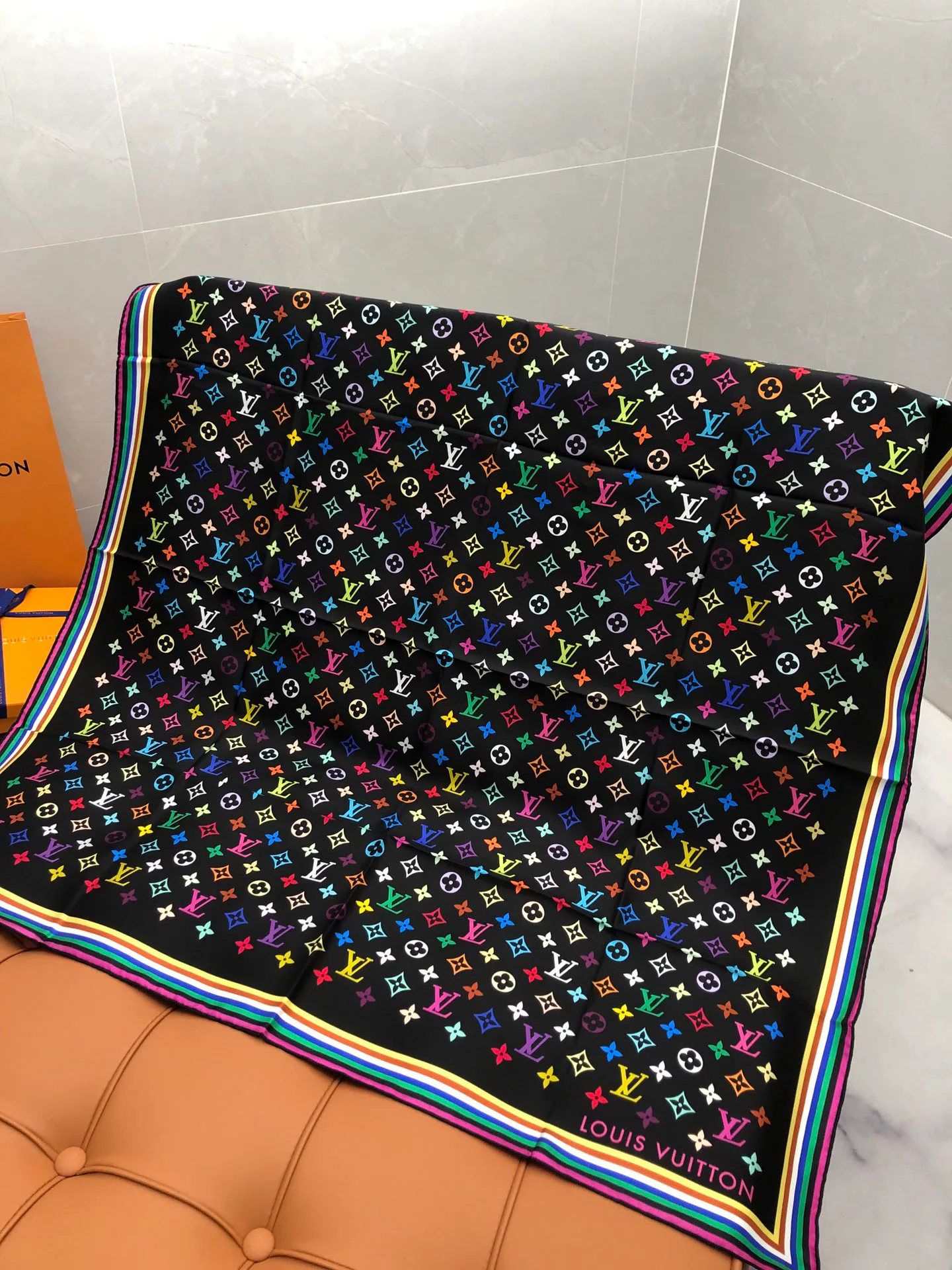 Платки Louis Vuitton 9181575