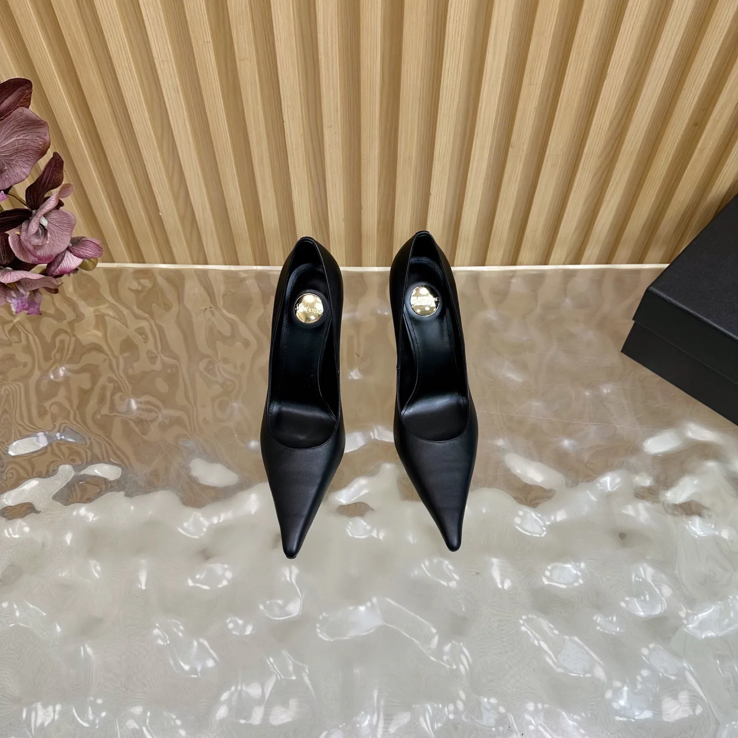 Босоножки Женские Saint Laurent 11490764