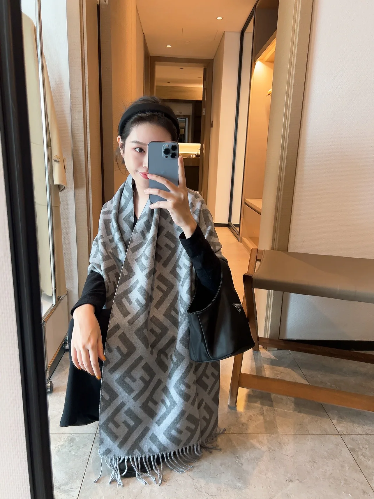 Шарфы Fendi 4457