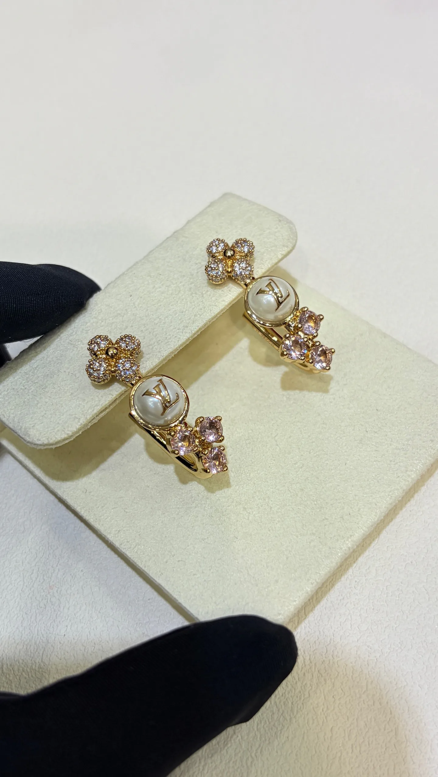 Бижутерия Louis Vuitton 18504621