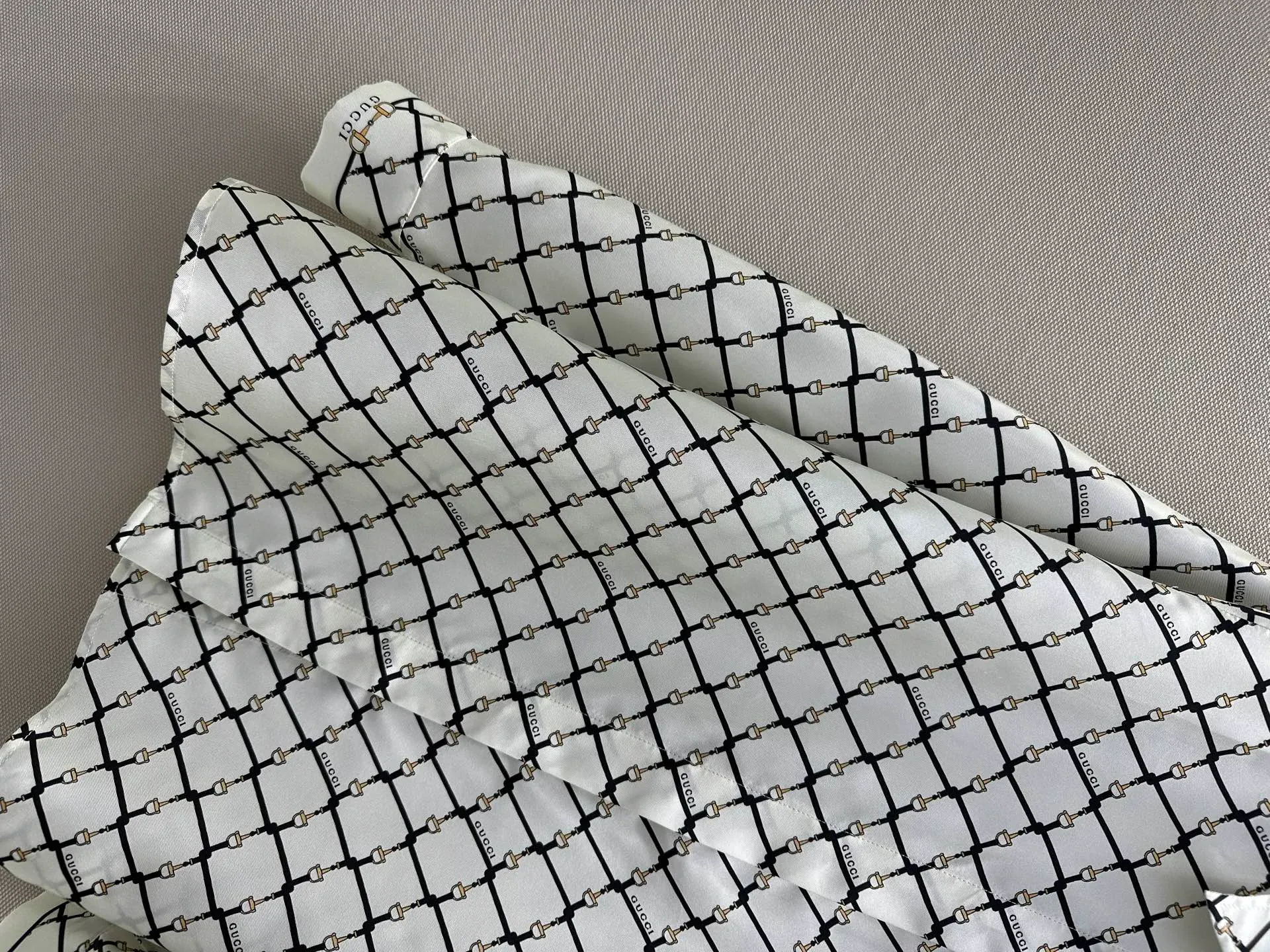 Рубашки Женские Gucci 952142