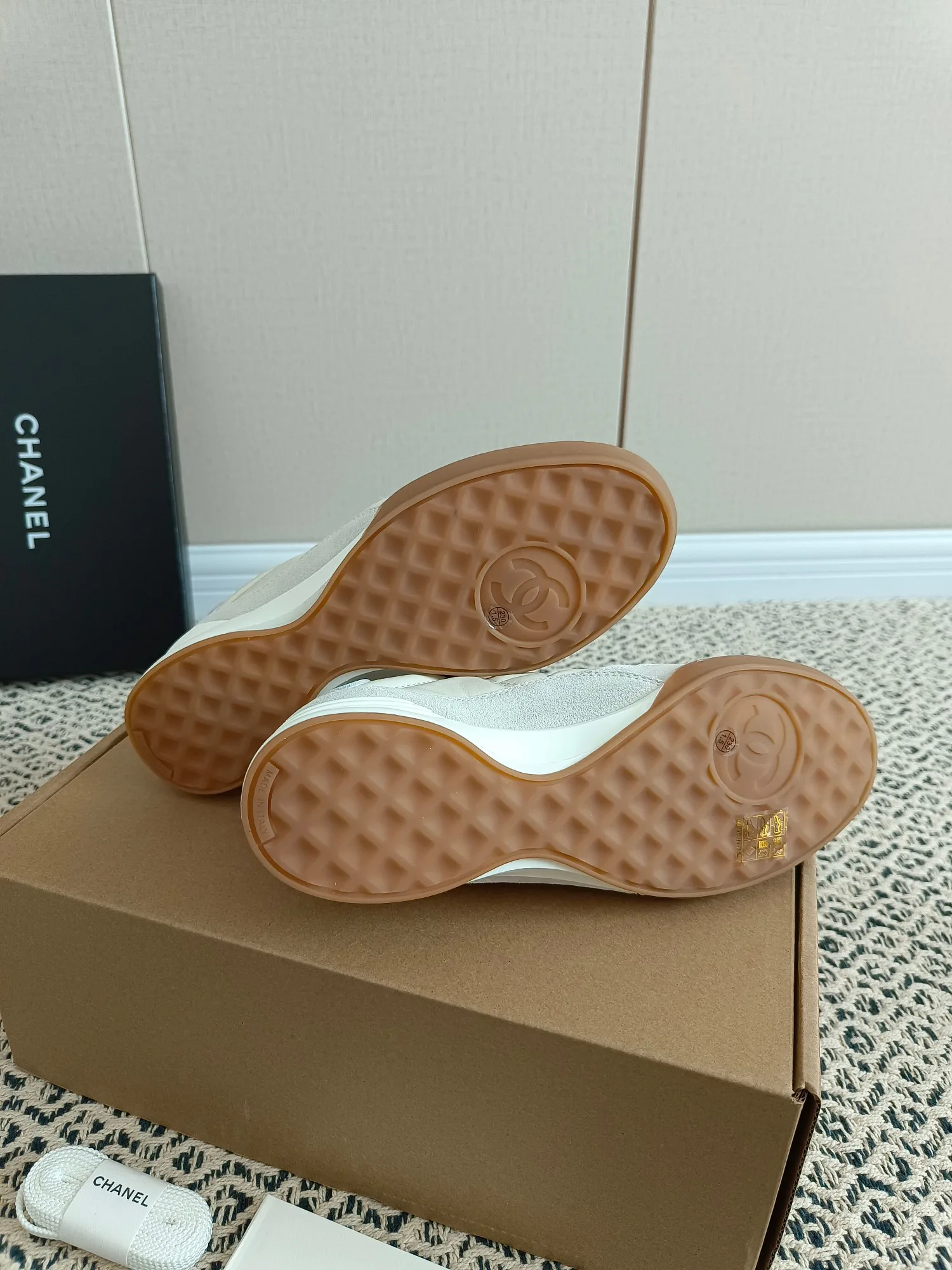 Кроссовки Женские Chanel 1285066