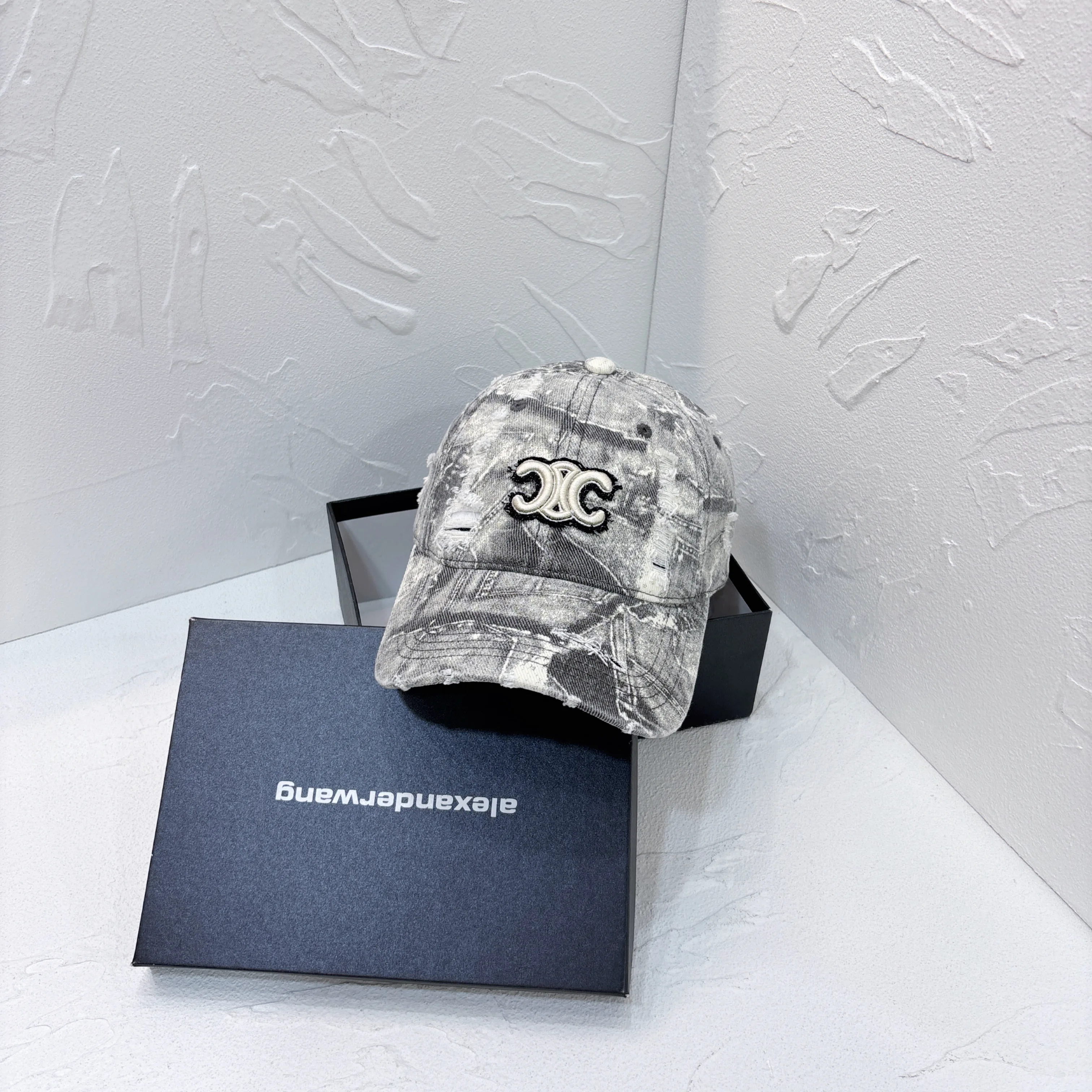 Головные Уборы Celine 10160