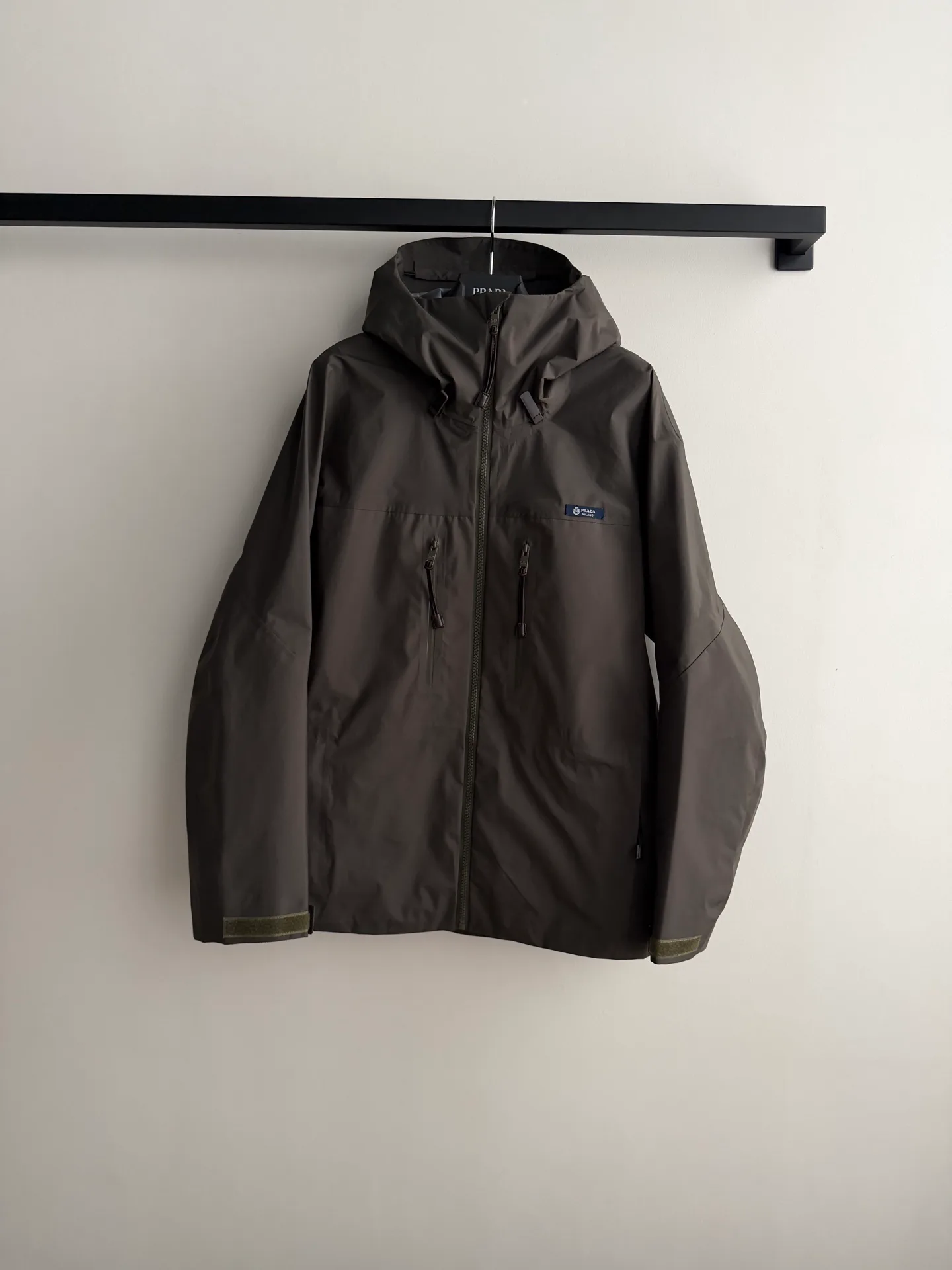 Куртки И Пуховики Женские Prada 11473462