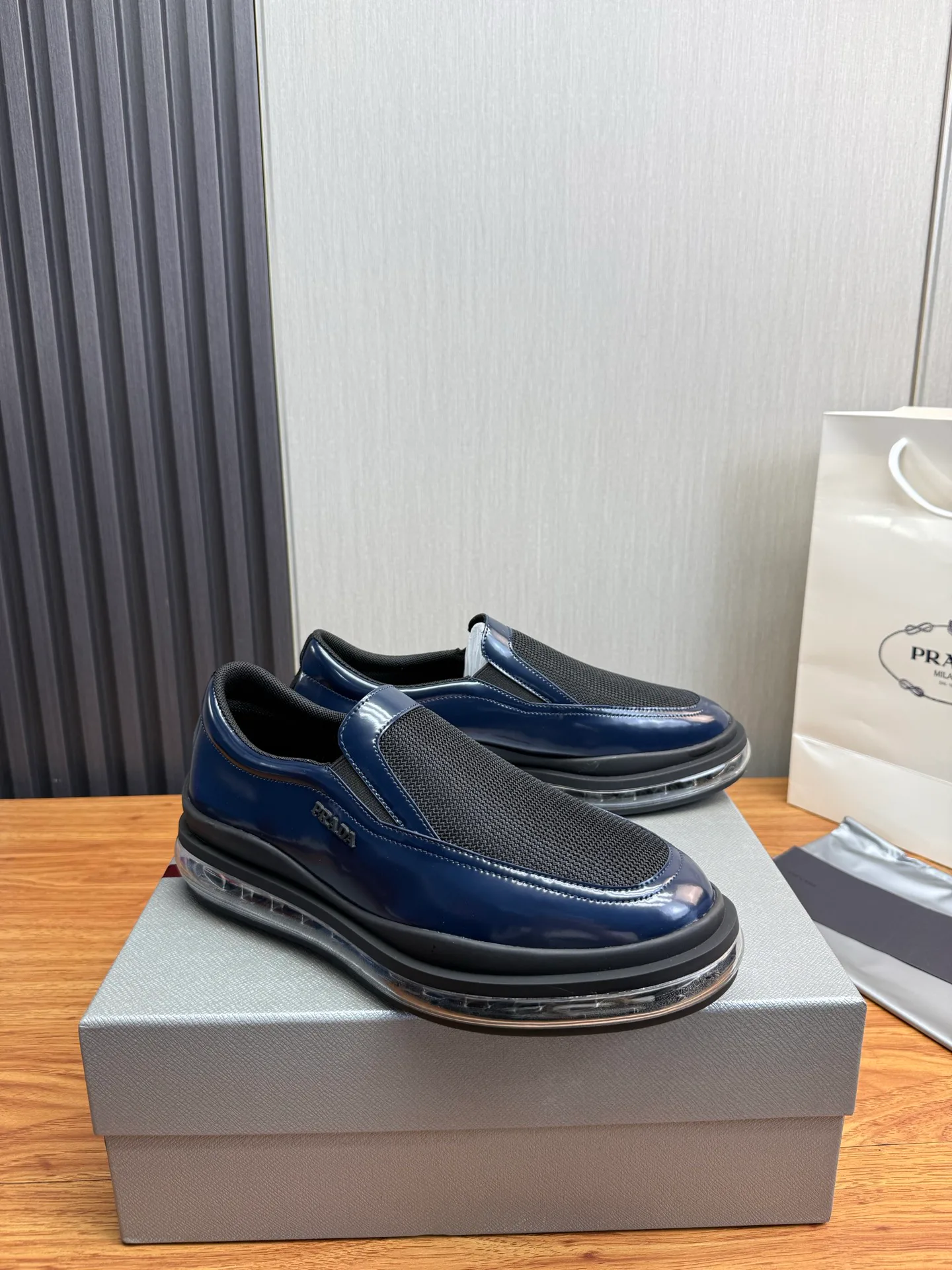 Кроссовки Мужские Prada 12725444