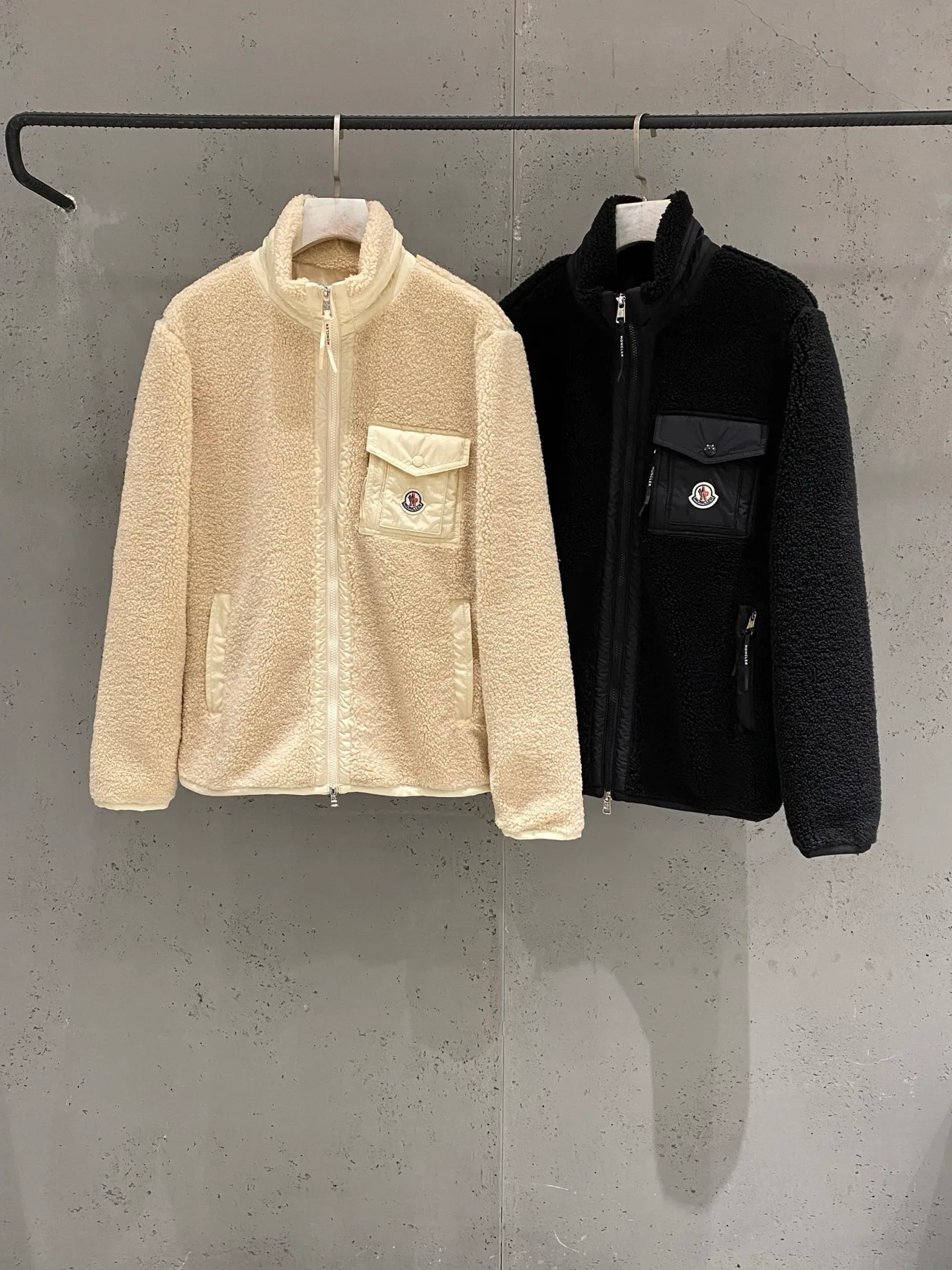 Куртки И Пуховики Мужские Moncler 1859554