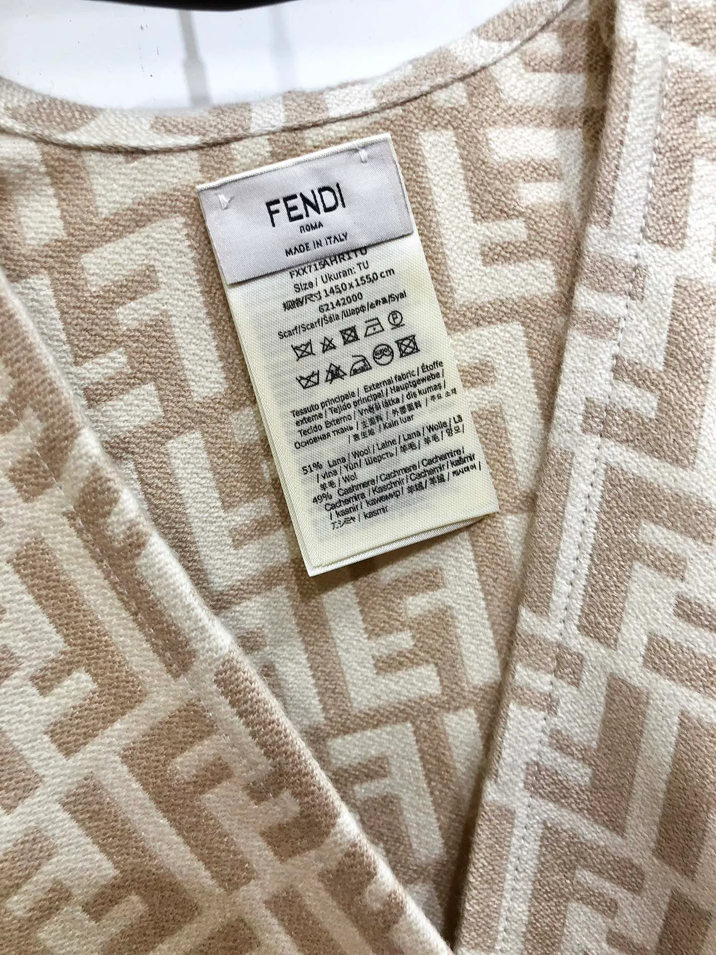 Шарфы Fendi 5034145