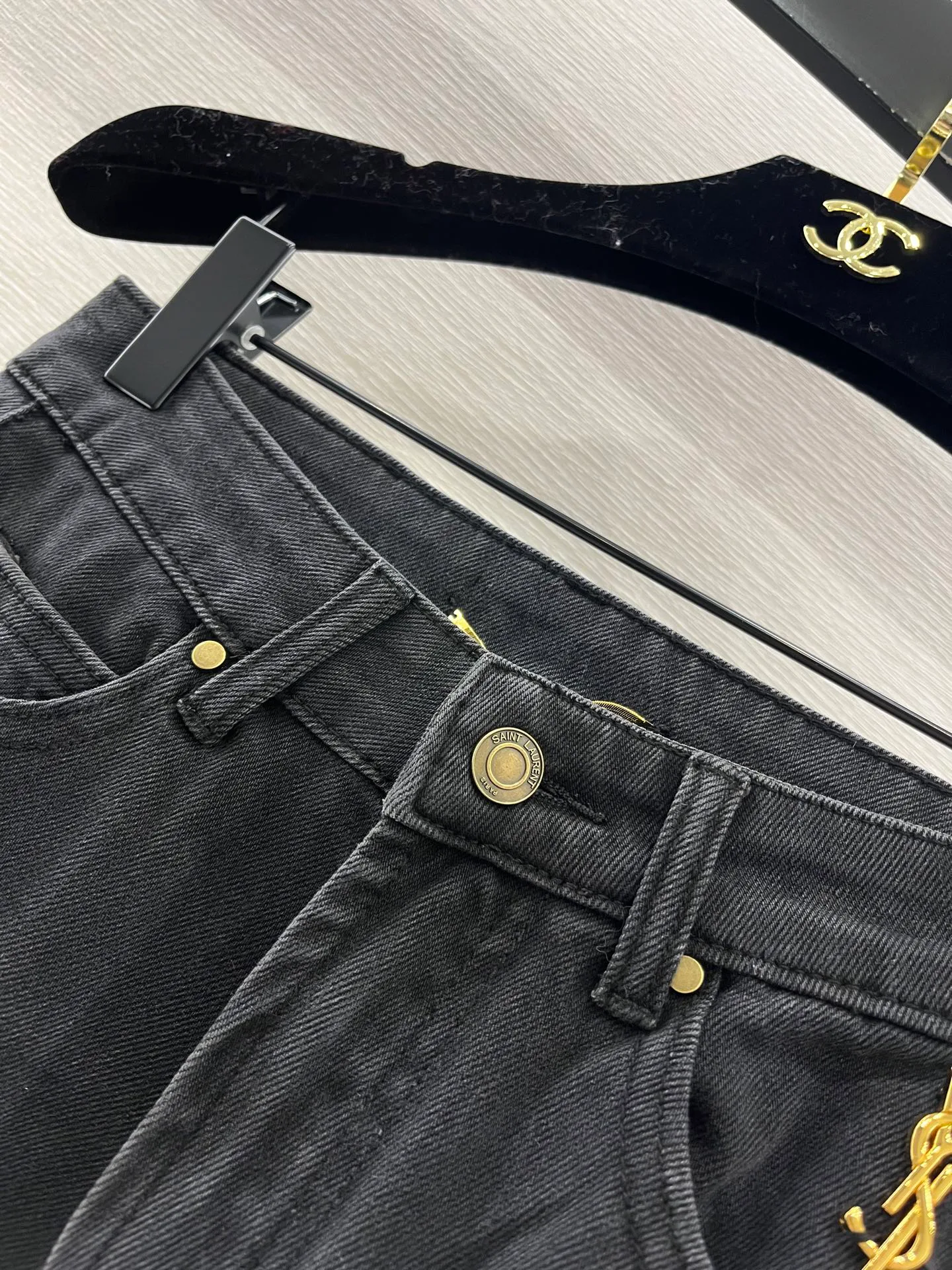 Джинсы Женские Saint Laurent 1272809