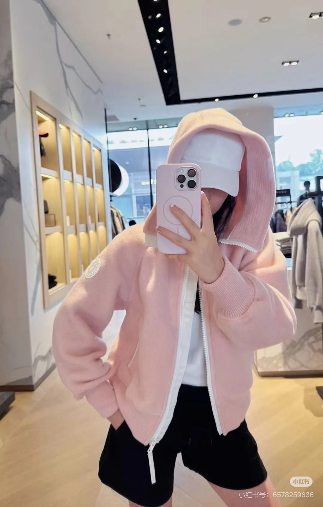 Куртки И Пуховики Женские Canada Goose 138314