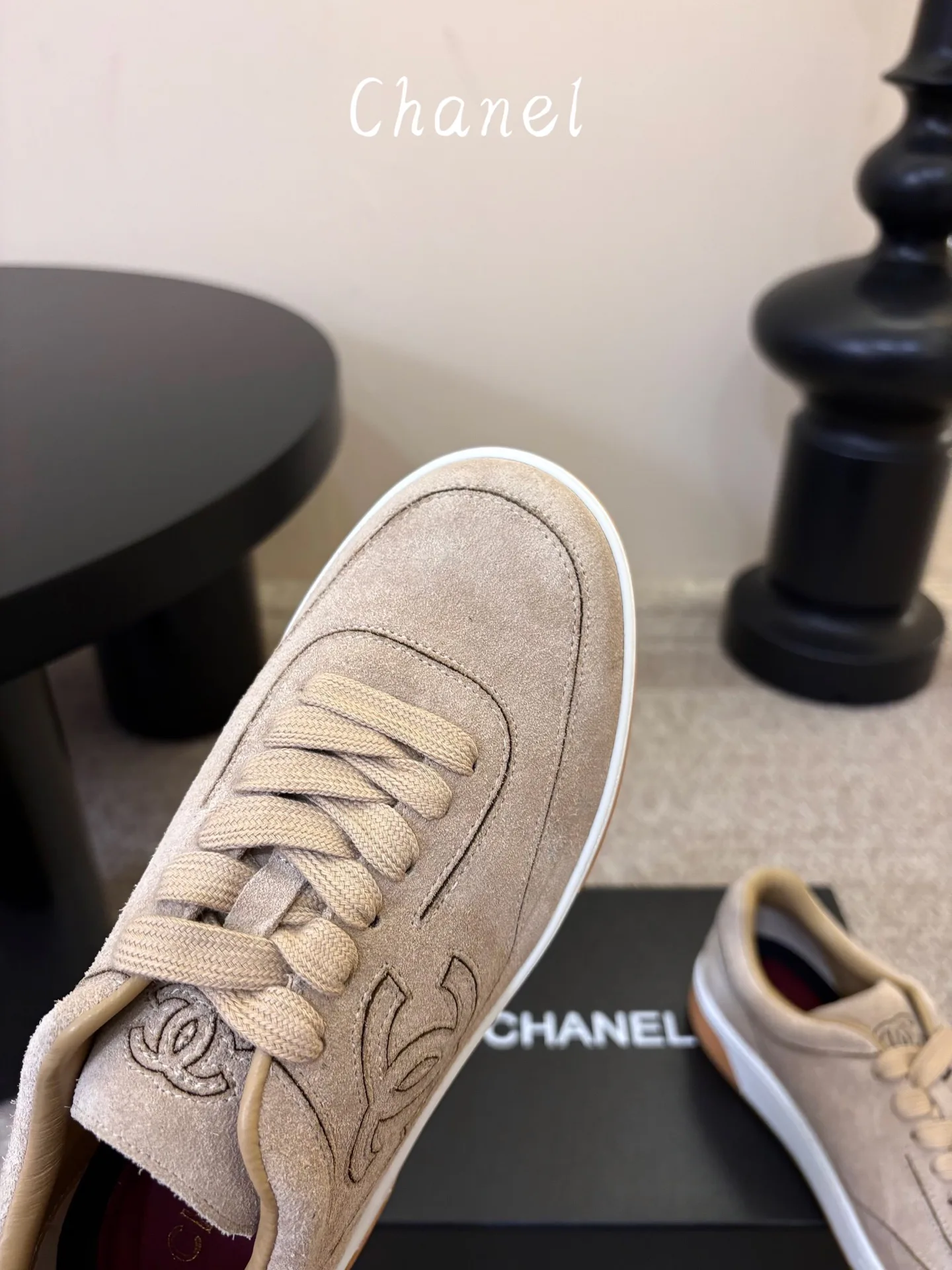 Кроссовки Женские Chanel 18241633