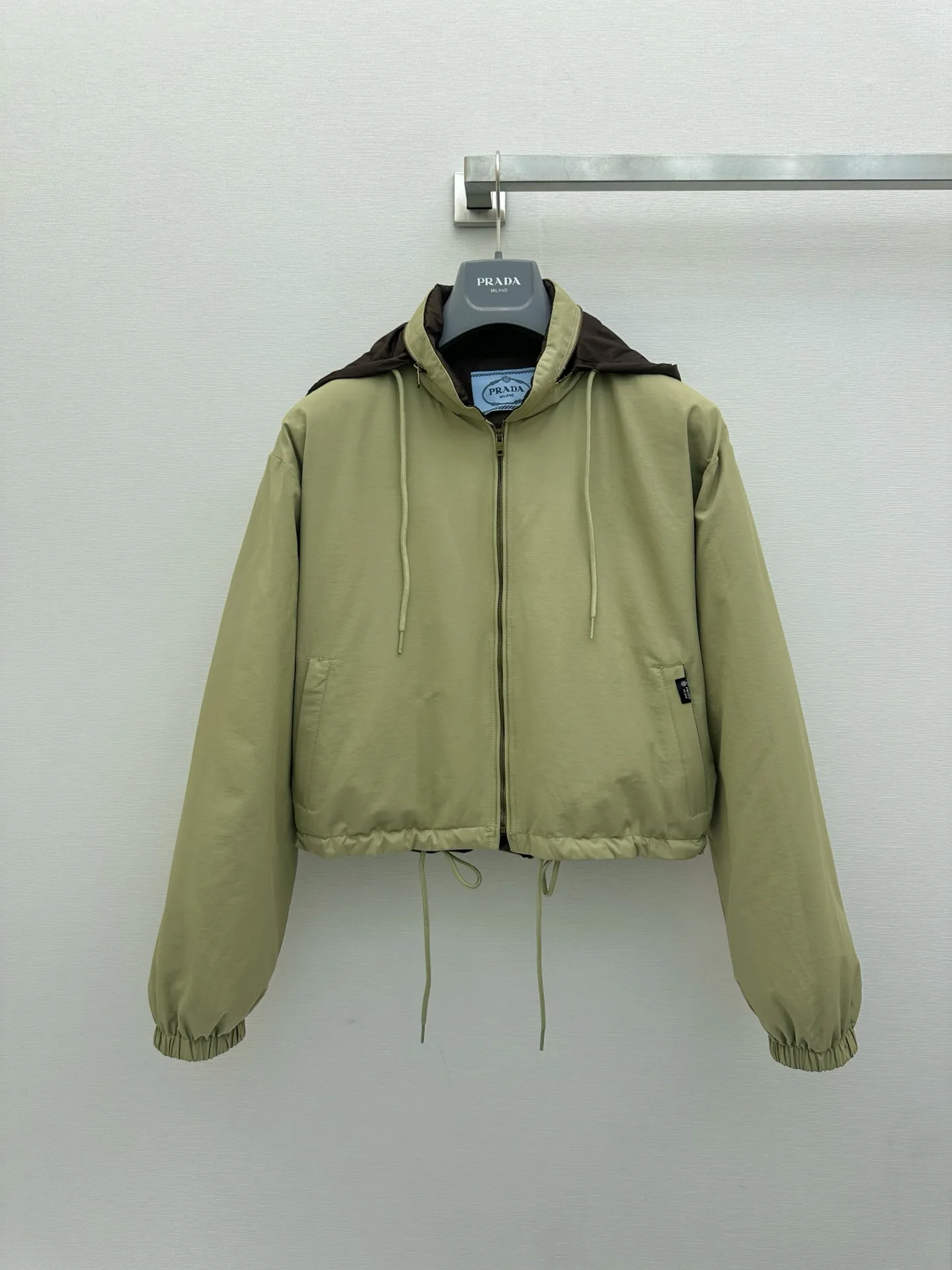 Куртки И Пуховики Женские Prada 18312782