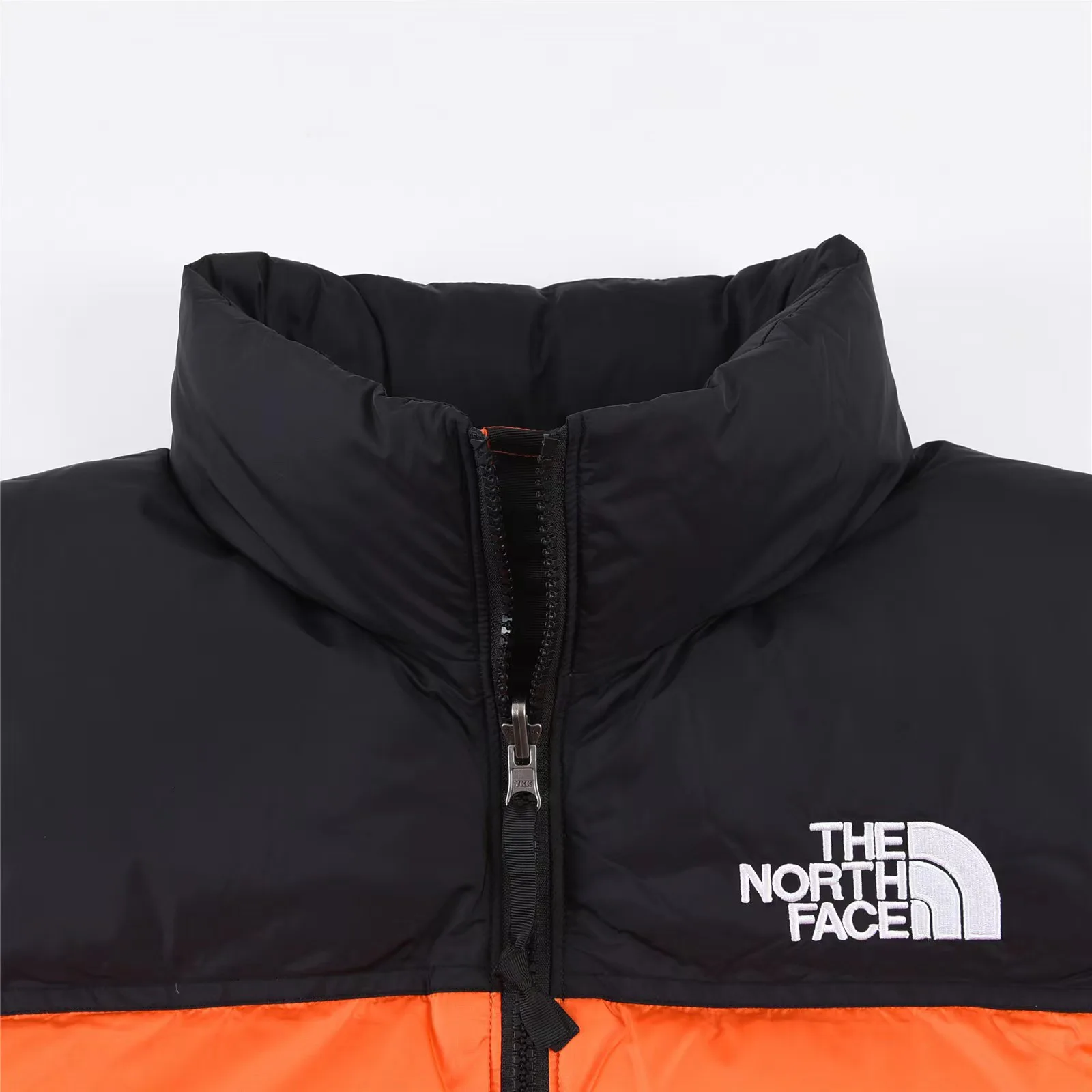 Жилеты Женские The North Face 19296964