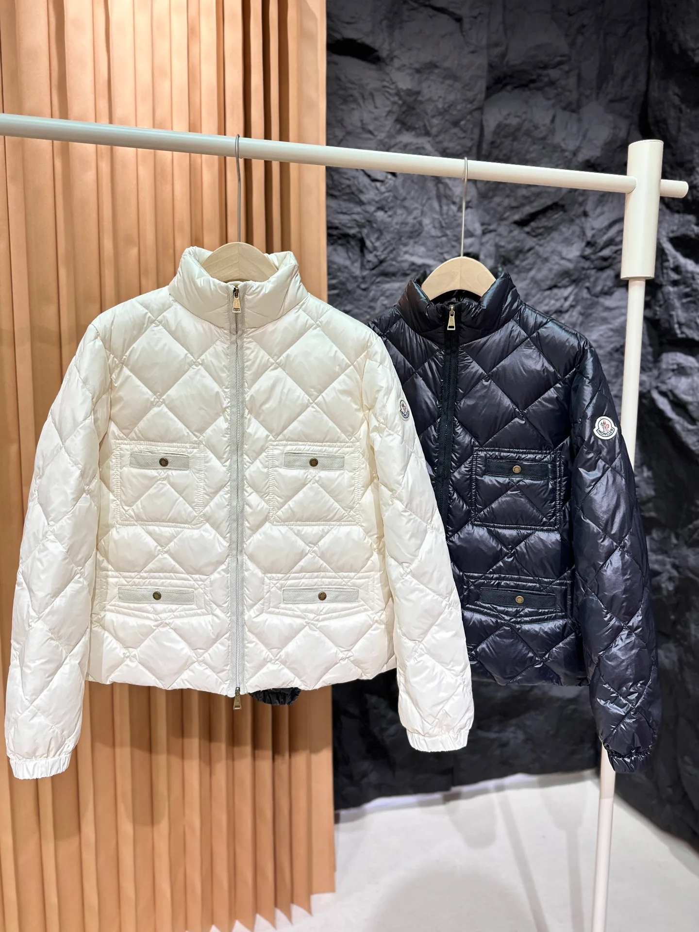 Куртки И Пуховики Женские Moncler 17938425