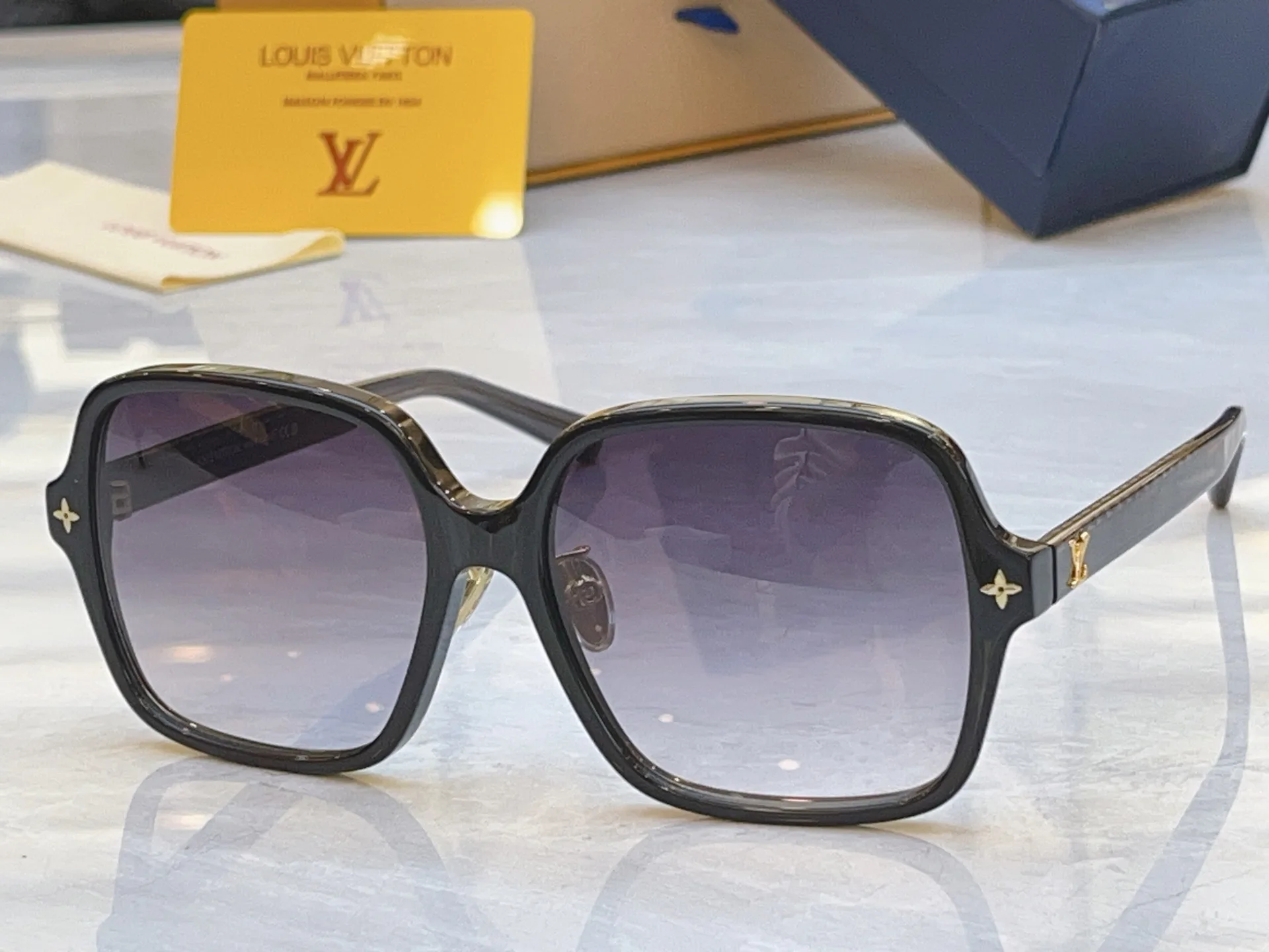 Очки Louis Vuitton 10842057