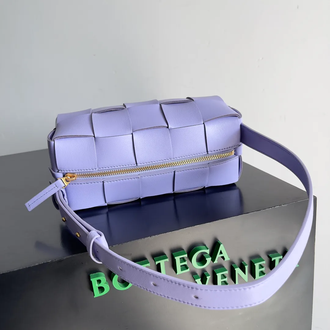 Классические Сумки Женские Bottega Veneta 18161094