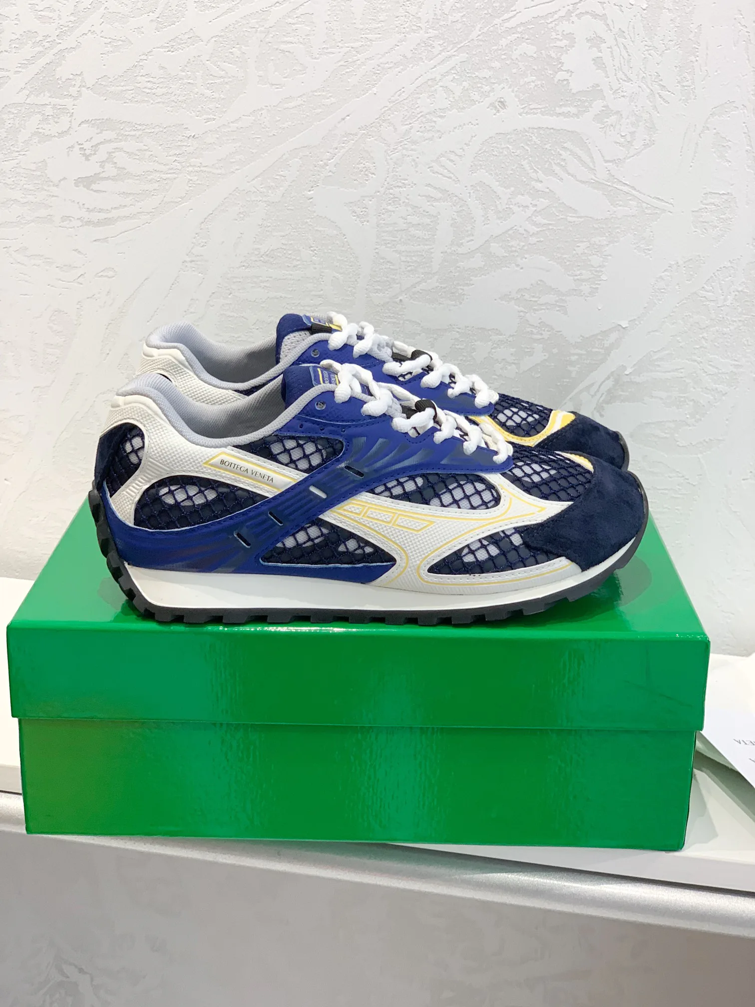 Кроссовки Женские Bottega Veneta 11677112