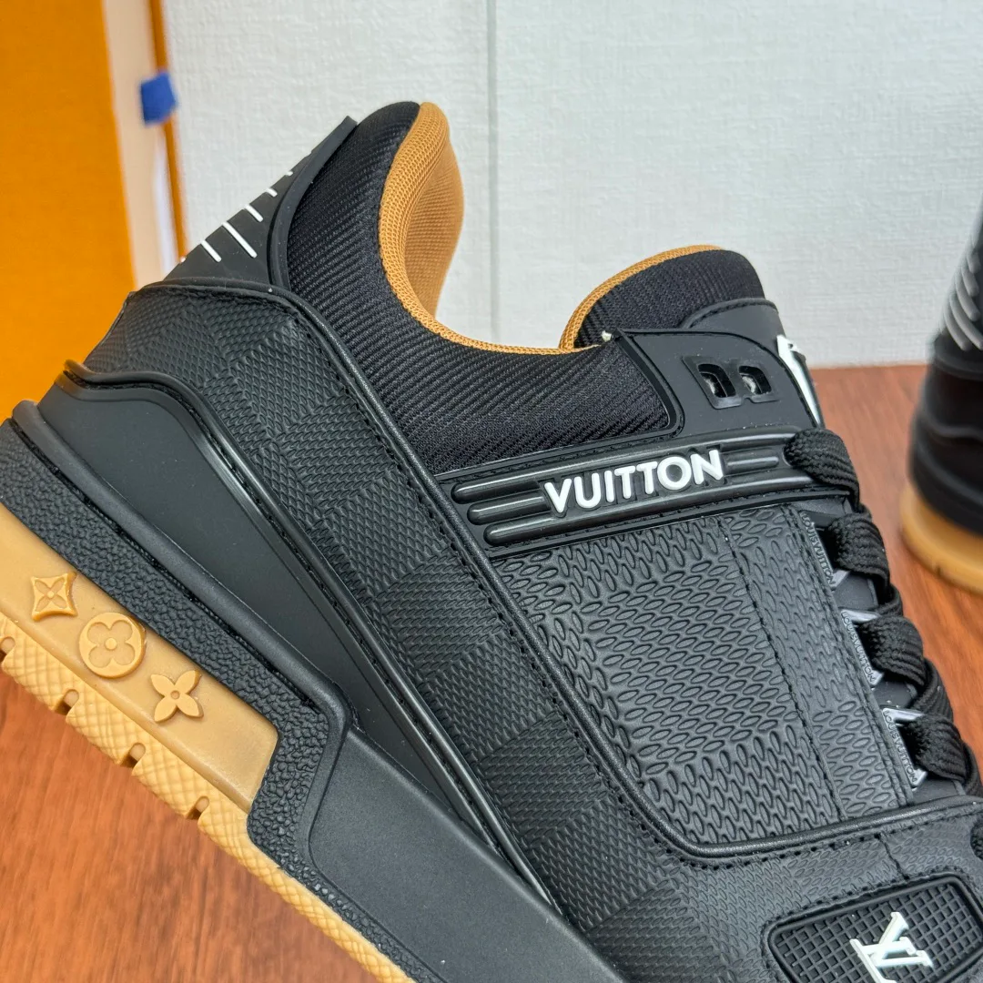 Кроссовки Мужские Louis Vuitton 5892081