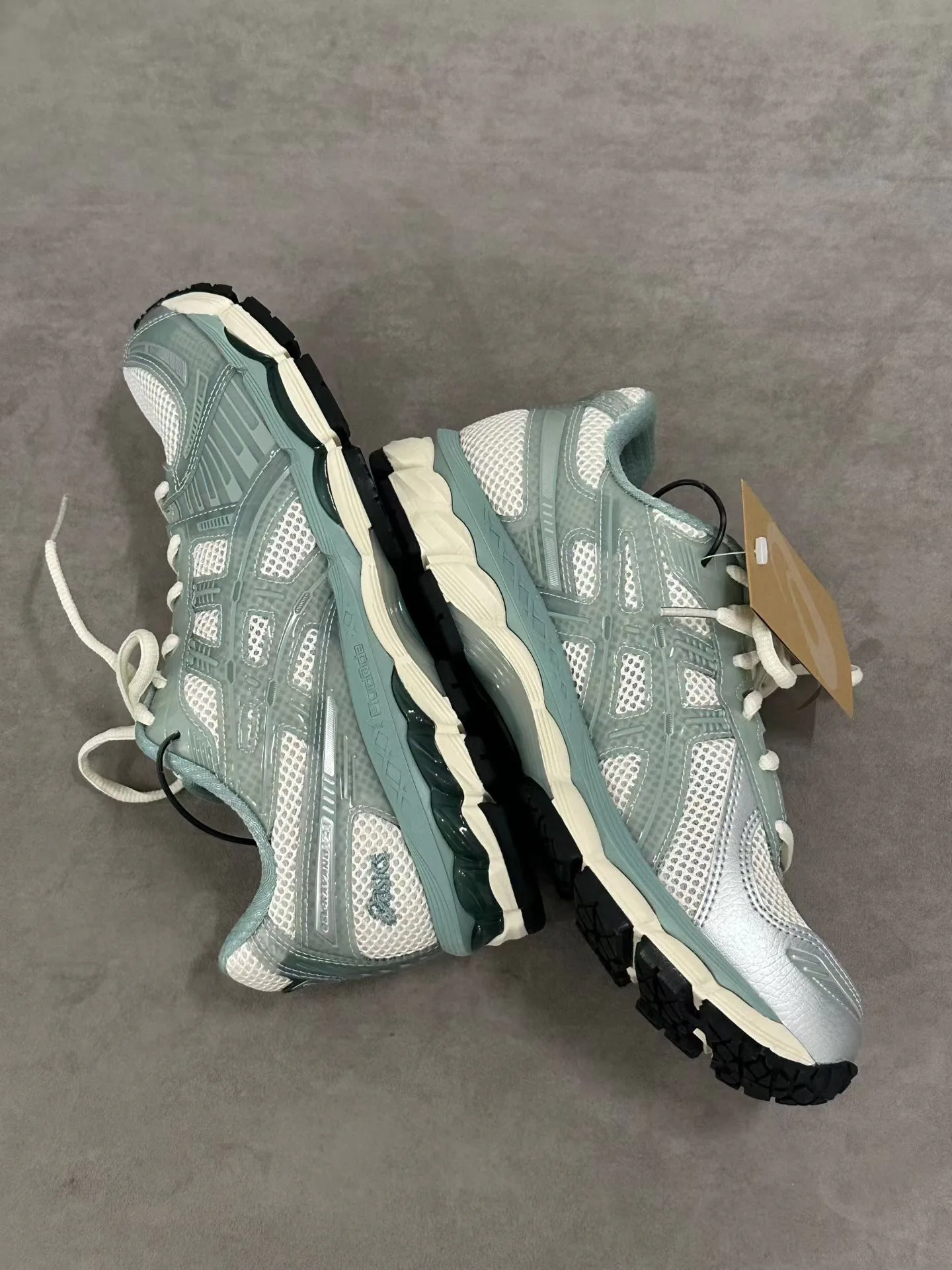Кроссовки Женские Asics 17065409