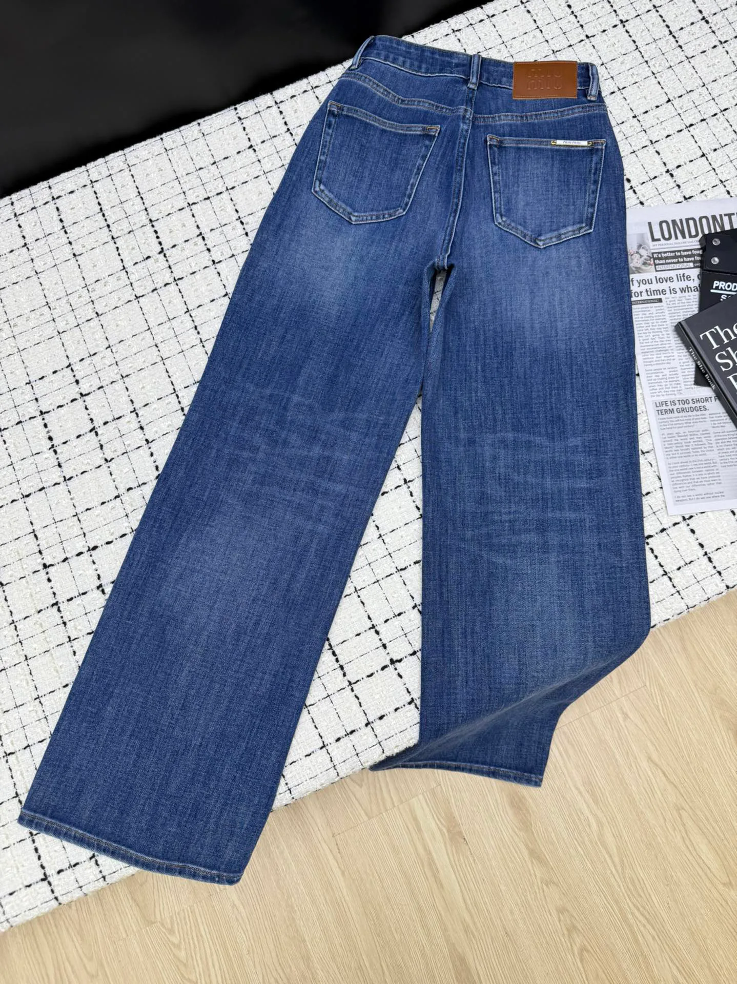 Джинсы Женские Miu Miu 11577243