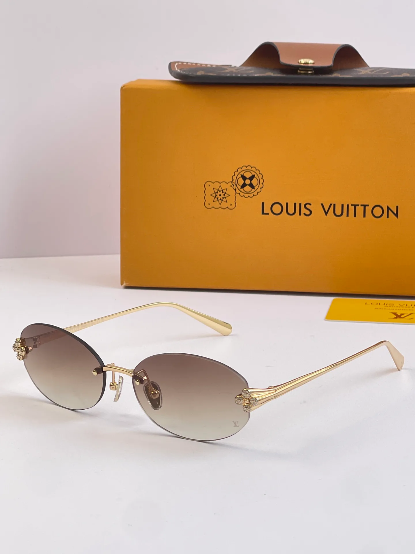Очки Louis Vuitton 18226193