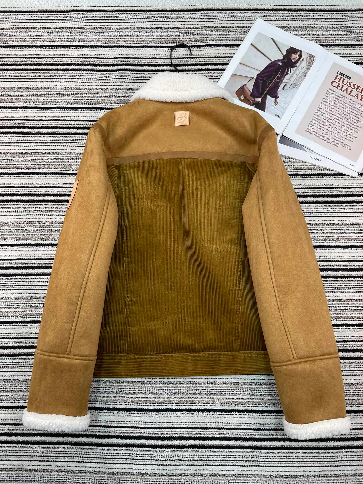 Куртки И Пуховики Женские Louis Vuitton 6492820