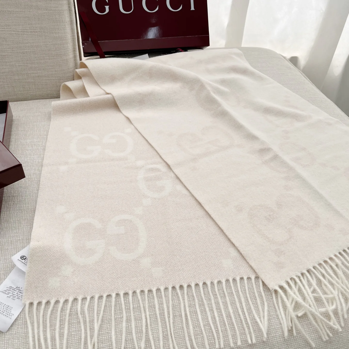 Шарфы Gucci 1326171