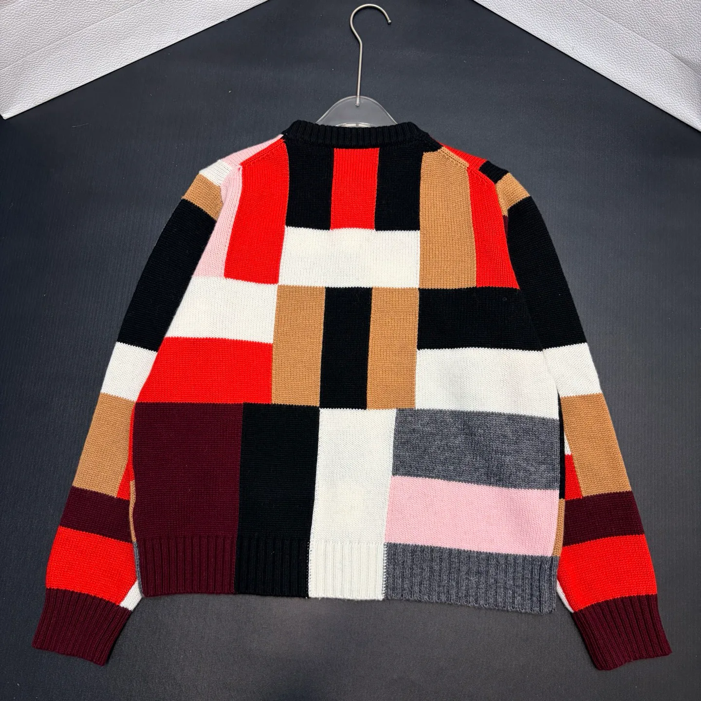 Джемперы И Свитеры Женские Chanel 18138496