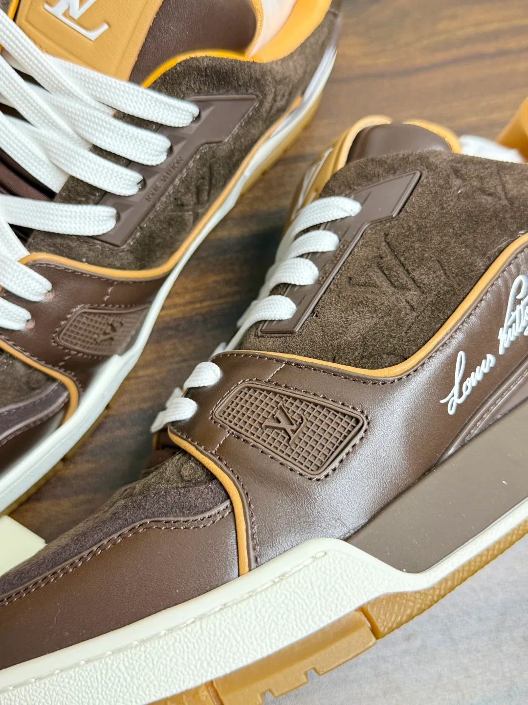 Кроссовки Мужские Louis Vuitton 19036042