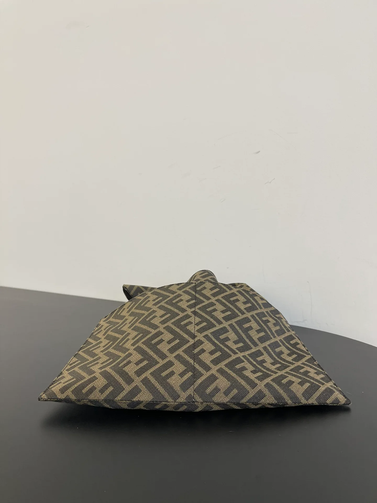 Классические Сумки Женские Fendi 13234543