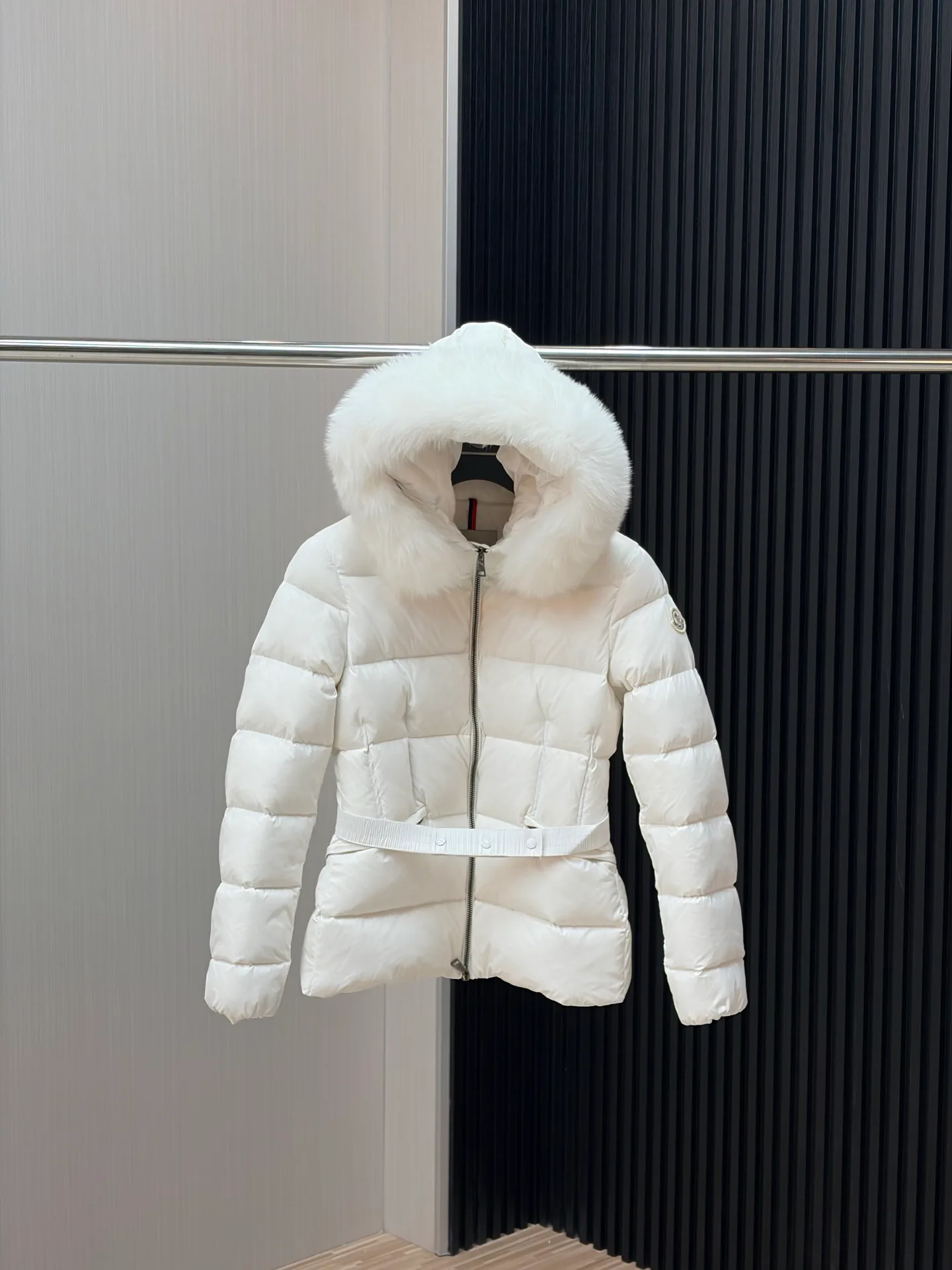 Куртки И Пуховики Женские Moncler 18335640