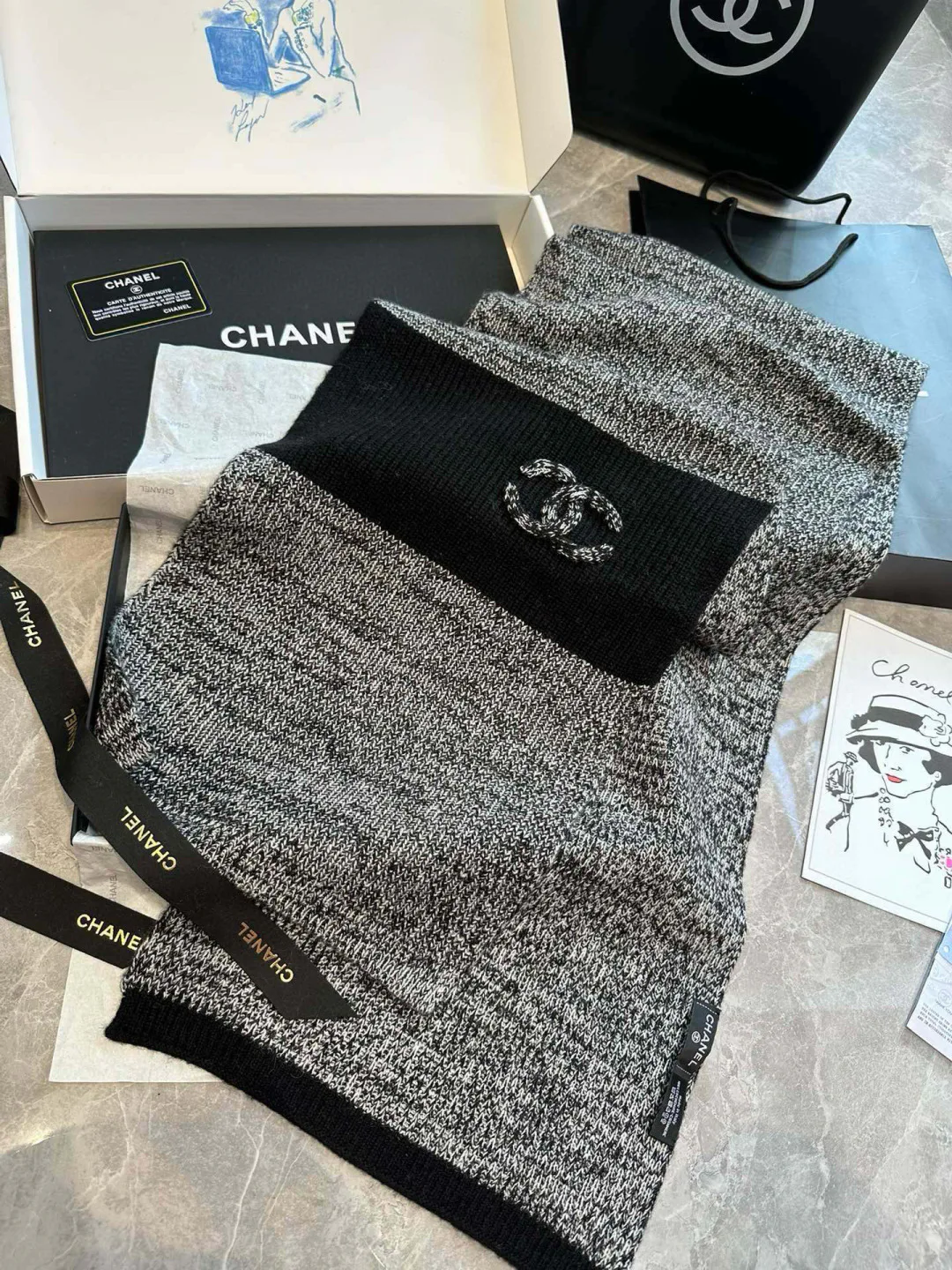 Шарфы Chanel 17940712