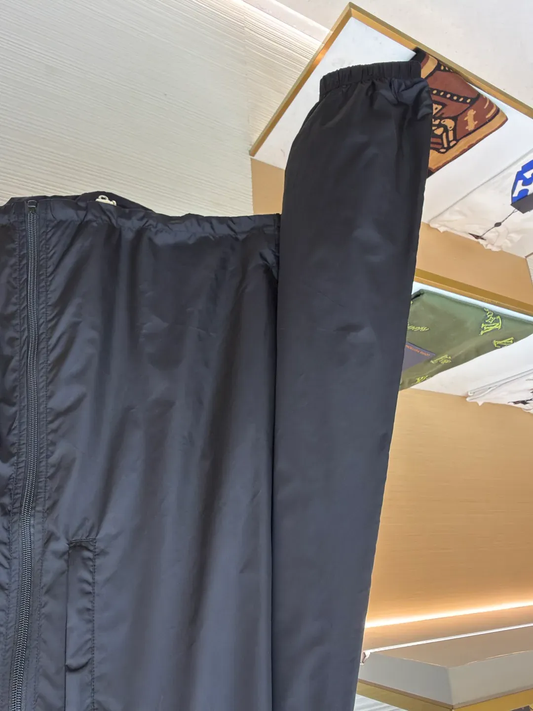 Куртки Женские Prada 118650