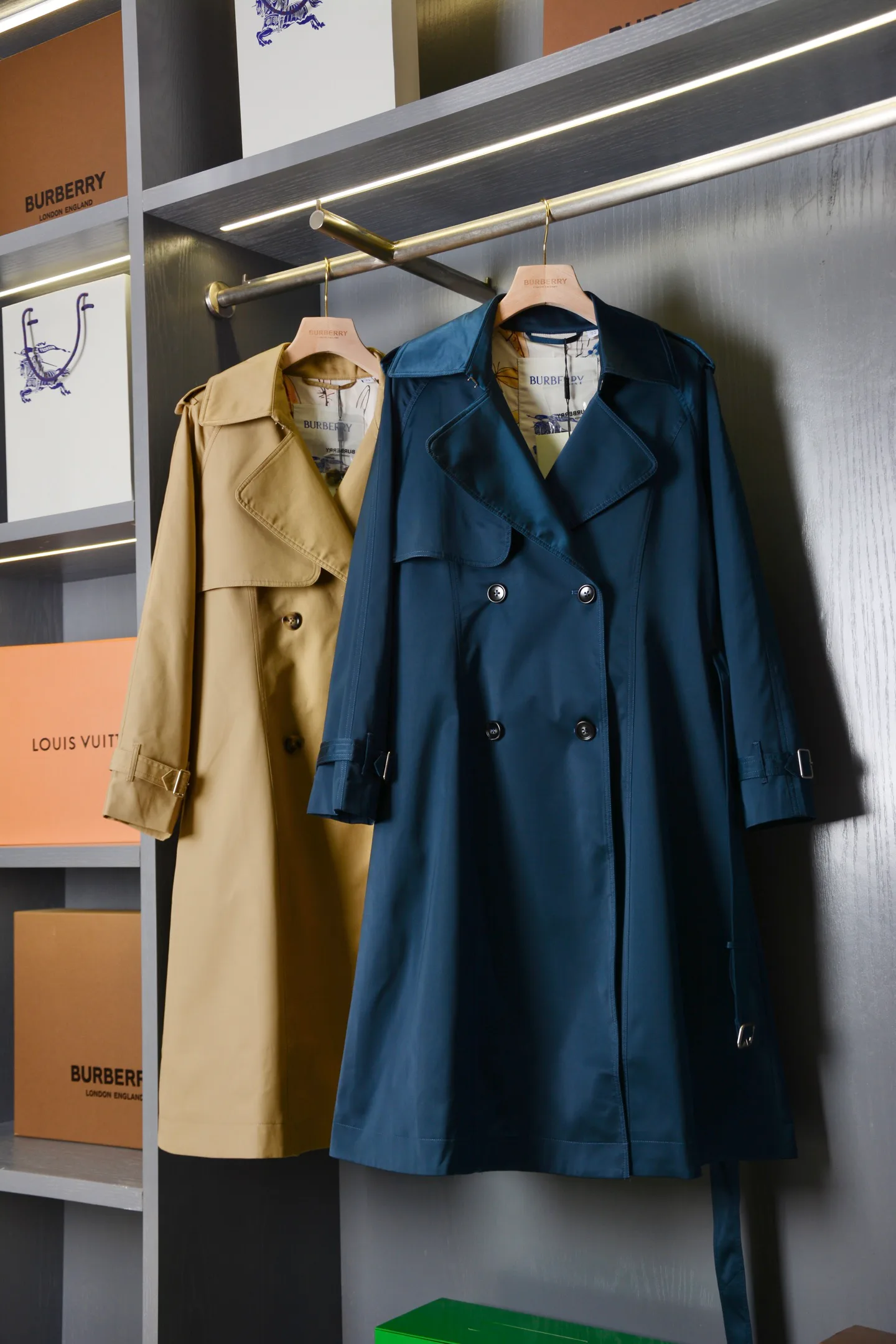 Тренчи Женские Burberry 17906709