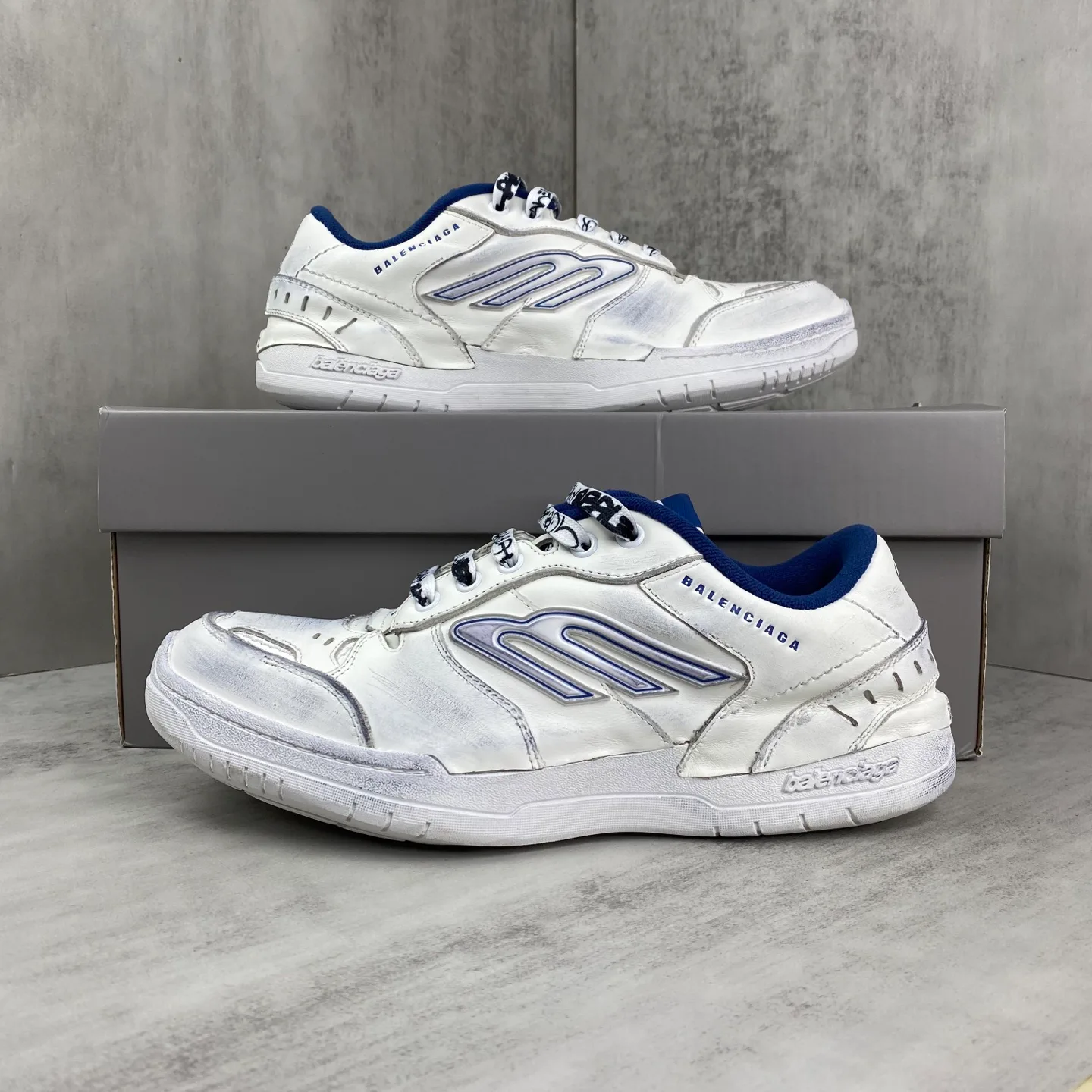 Кроссовки Женские Balenciaga 10247857