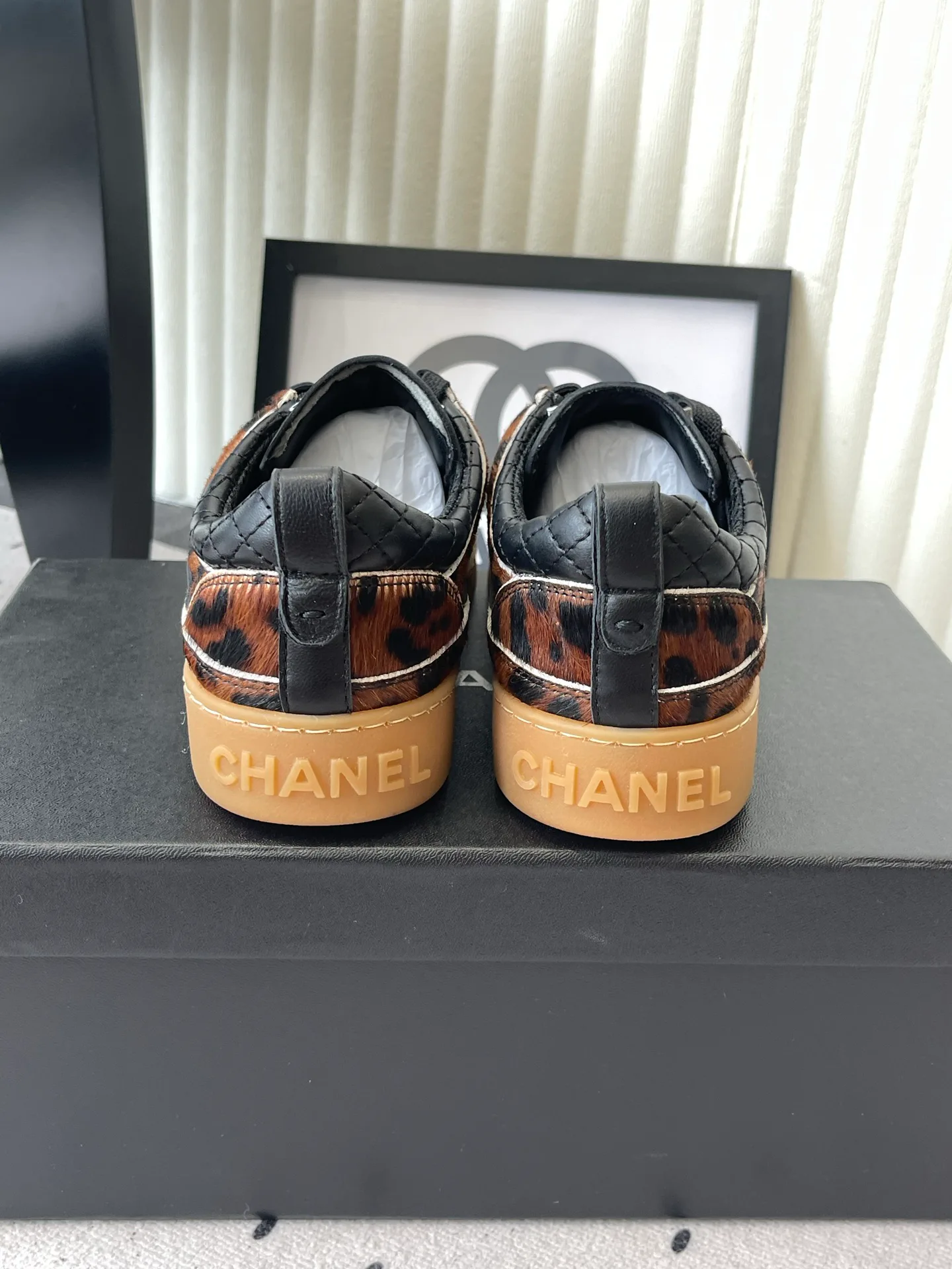 Кроссовки Женские Chanel 18069881