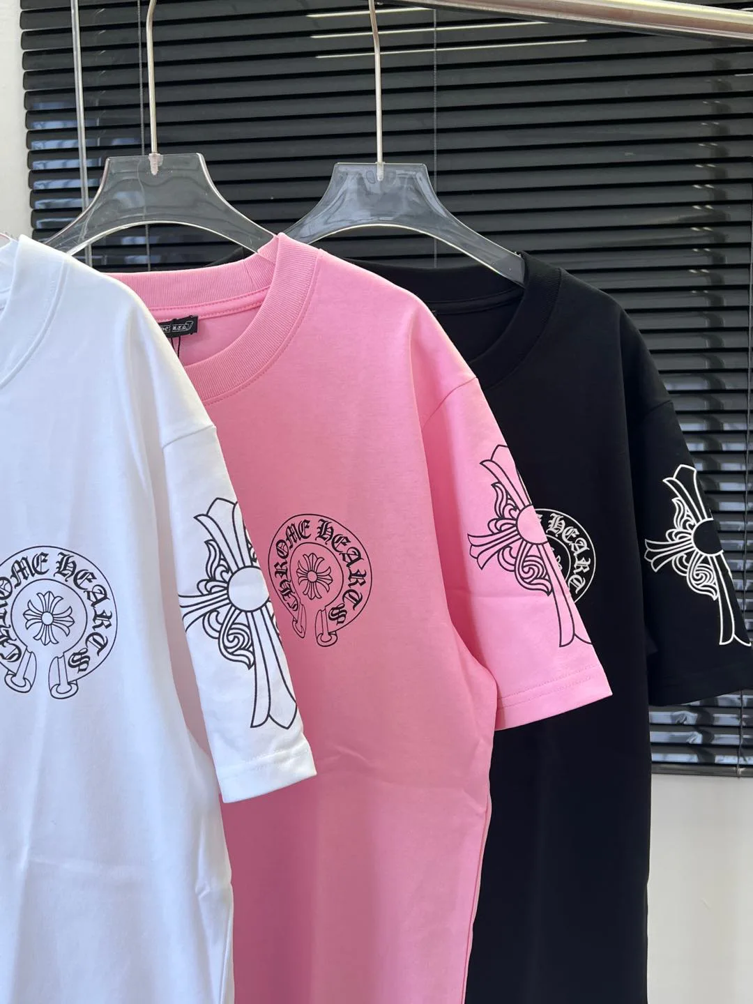 Футболки Женские Chrome Hearts 11316423