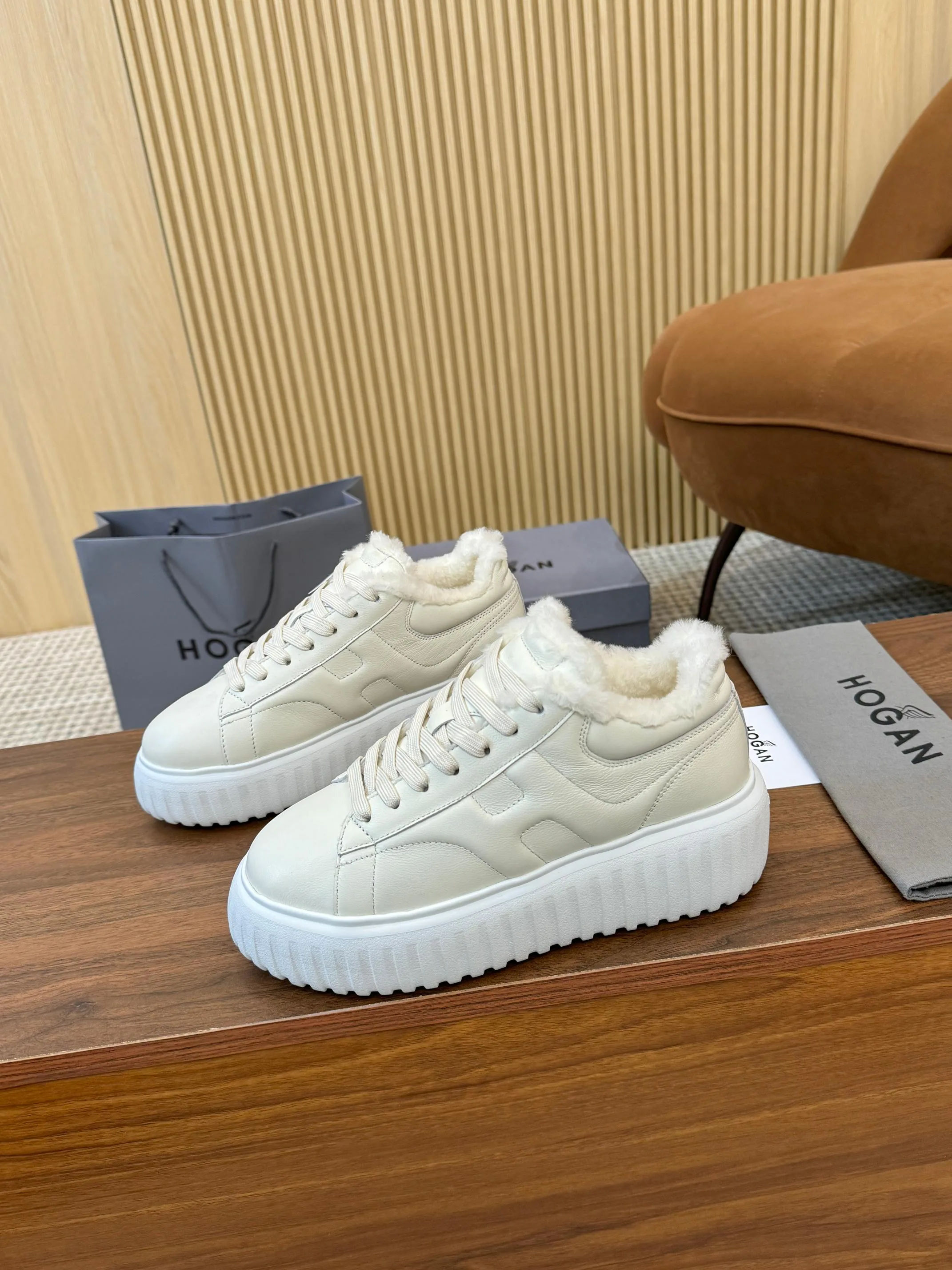 Кроссовки Женские Hogan 240191