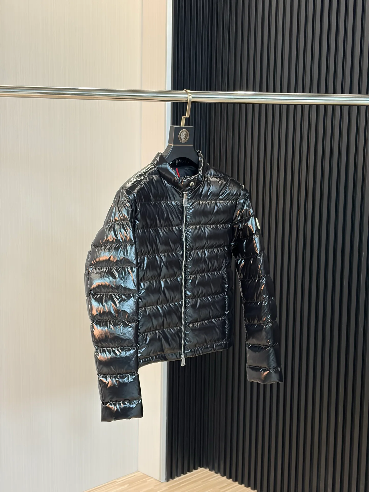 Куртки И Пуховики Мужские Moncler 17908028