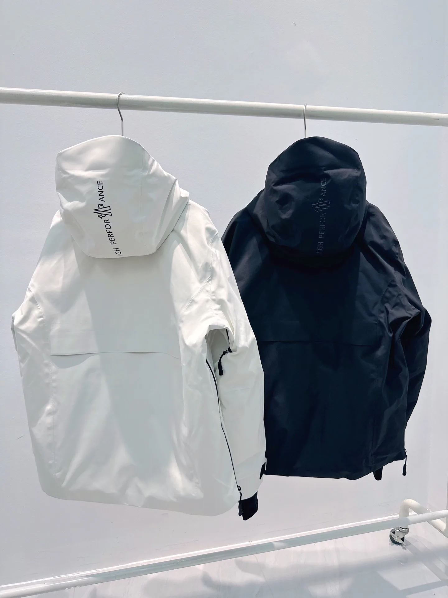 Куртки И Пуховики Женские Moncler 18710262