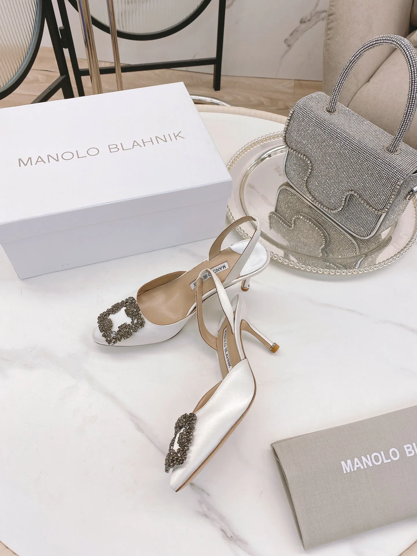 Туфли Женские Manolo Blahnik 18482412