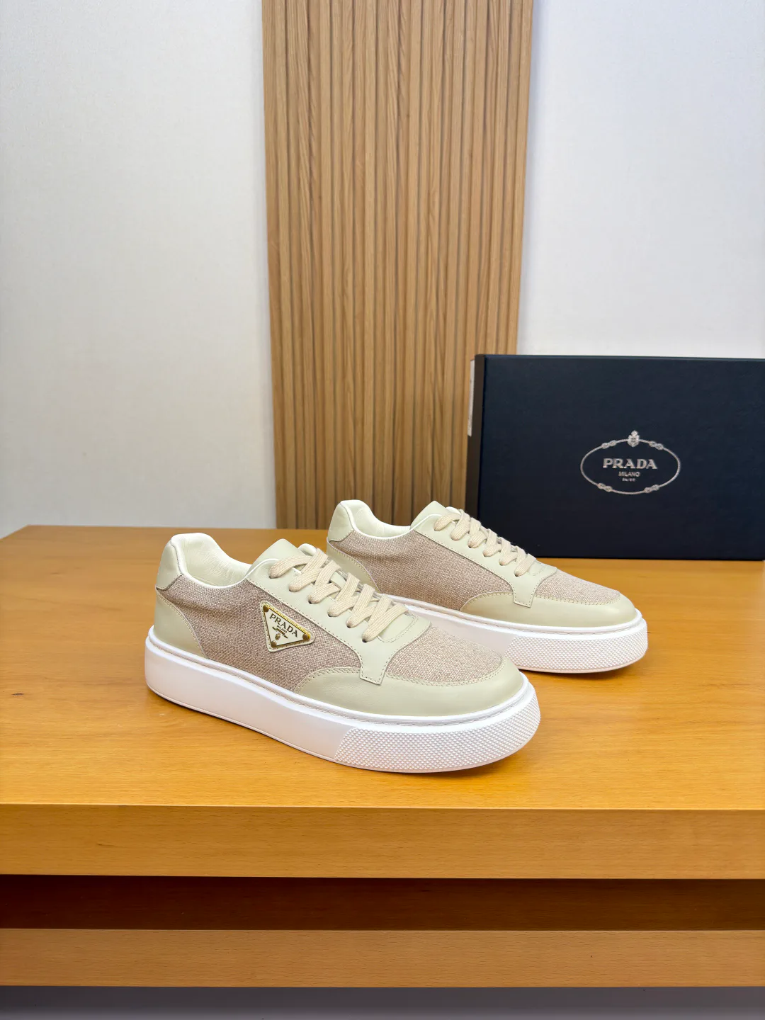 Кроссовки Мужские Prada 18747123